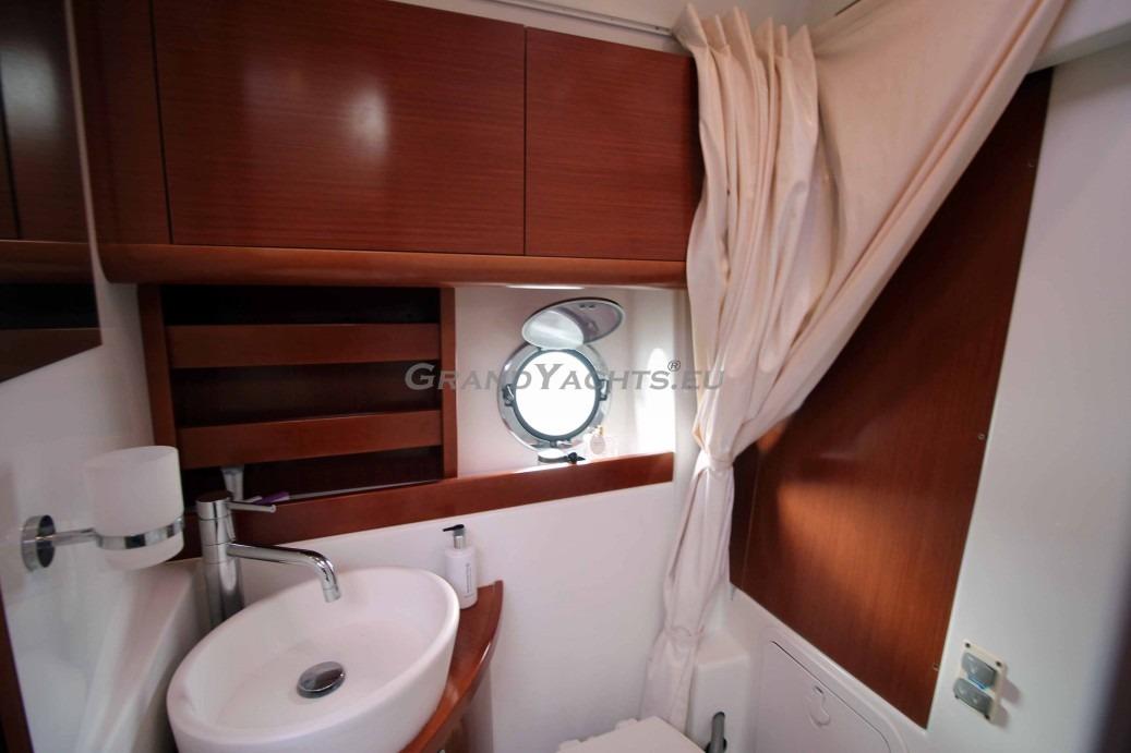 2011 Beneteau Gran Turismo 38 large 53