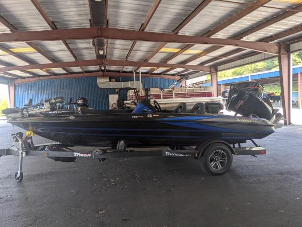 2022 Triton boat for sale, model of the boat is 18 TRX & Image # 1 of 23