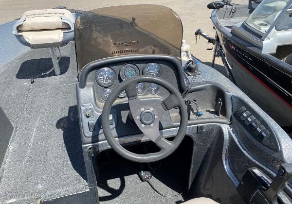 1998 Tracker Boats boat for sale, model of the boat is TARGA & Image # 10 of 11