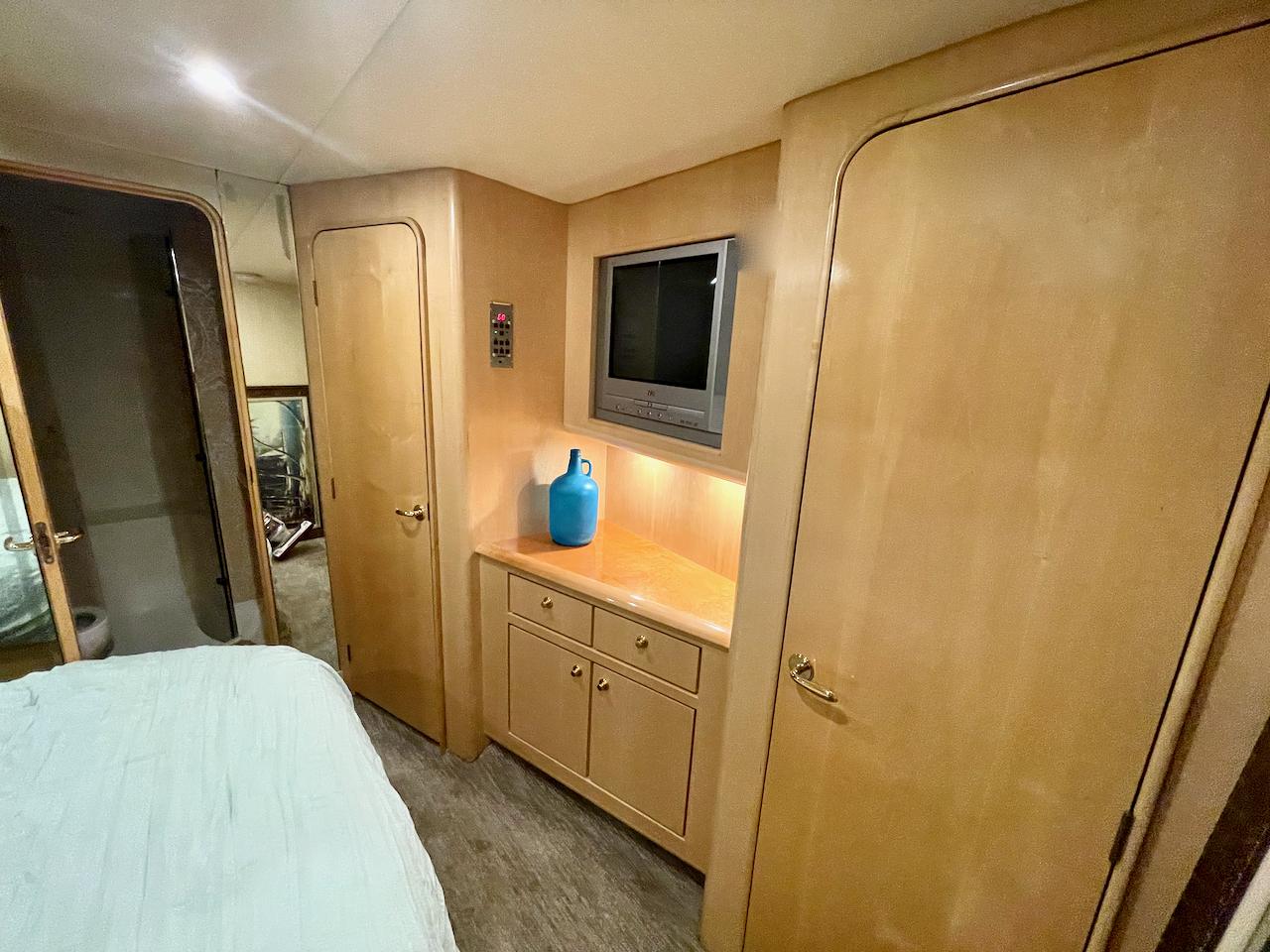 2003-ocean-yachts-62-enclosed-bridge-power-9828175-20250608070817077-1_XLARGE