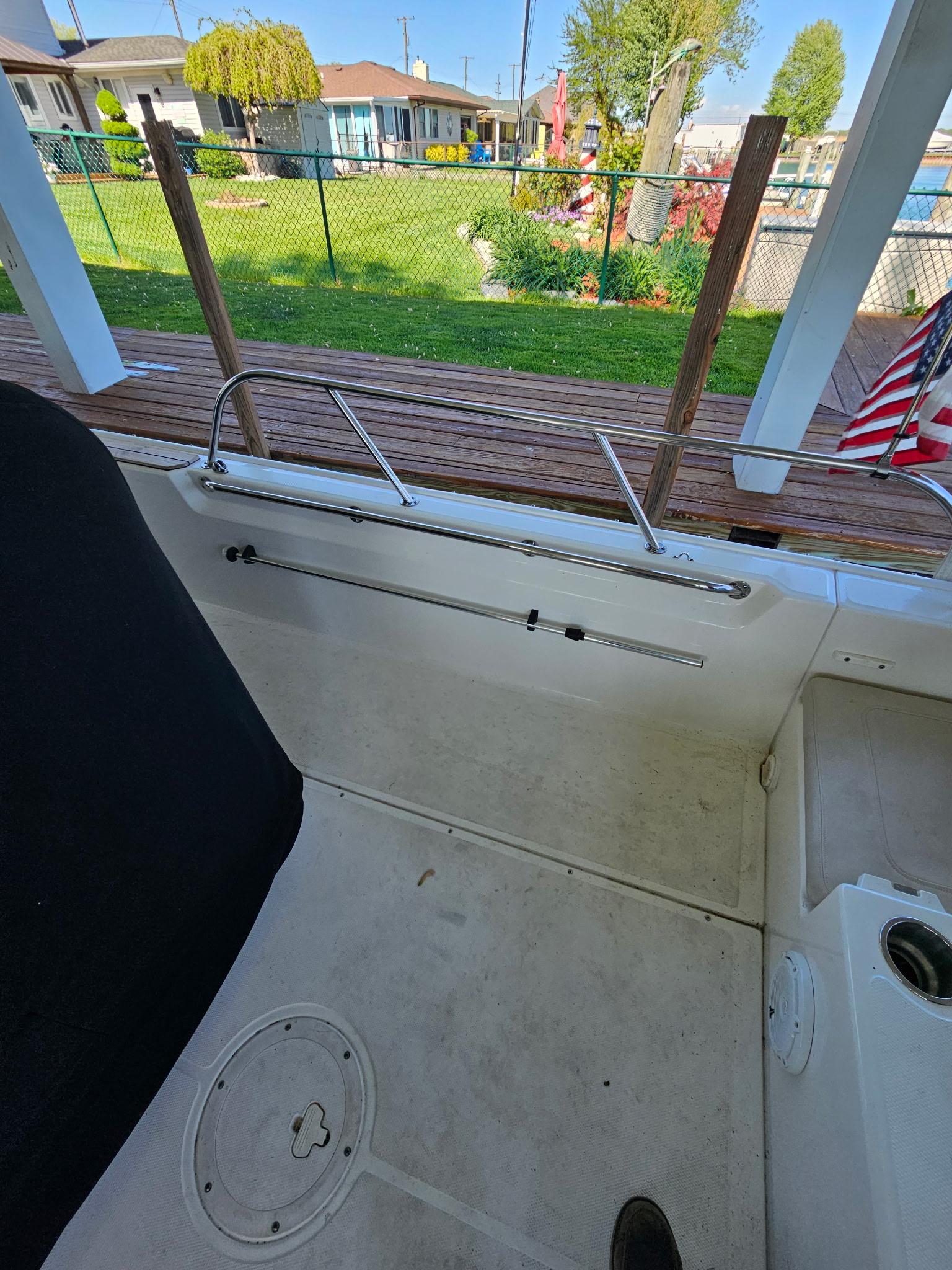 2022-boston-whaler-210-montauk-power-9718176-20250516152002172-1_XLARGE