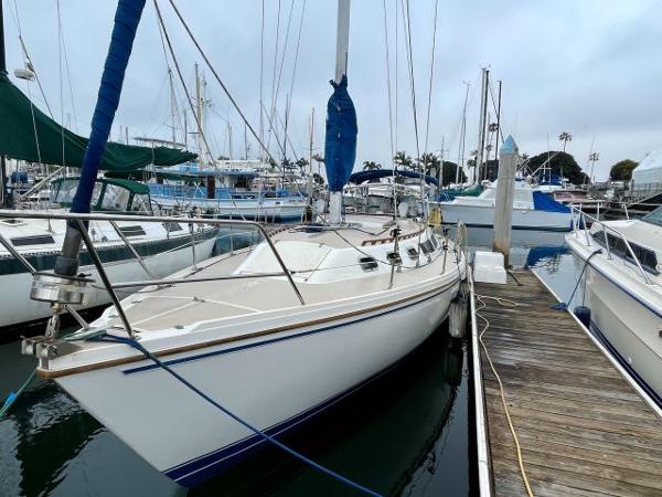 34' Catalina, Listing Number 100916048, - Photo No. 17