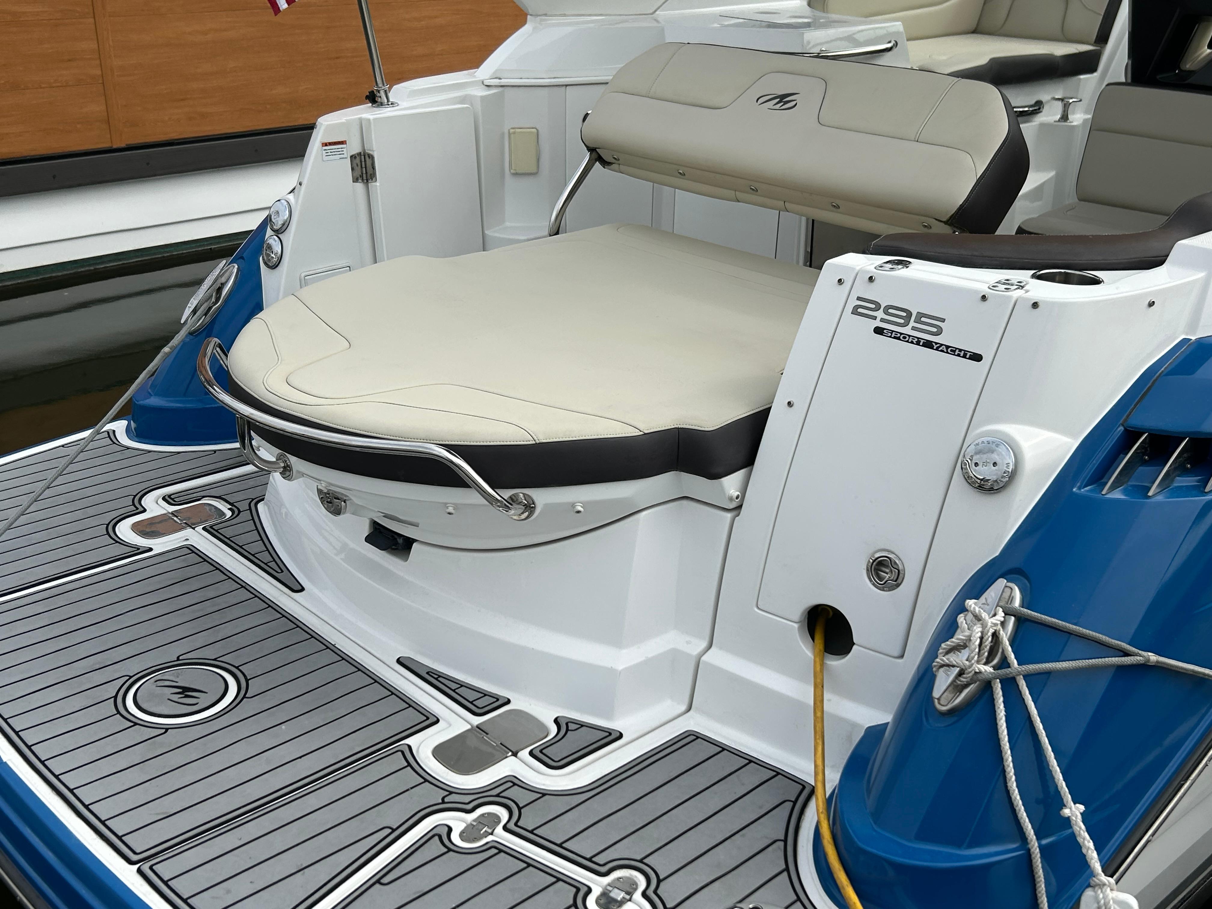 2019-monterey-295-sport-yacht-power-9718179-20250318063438200-1_XLARGE