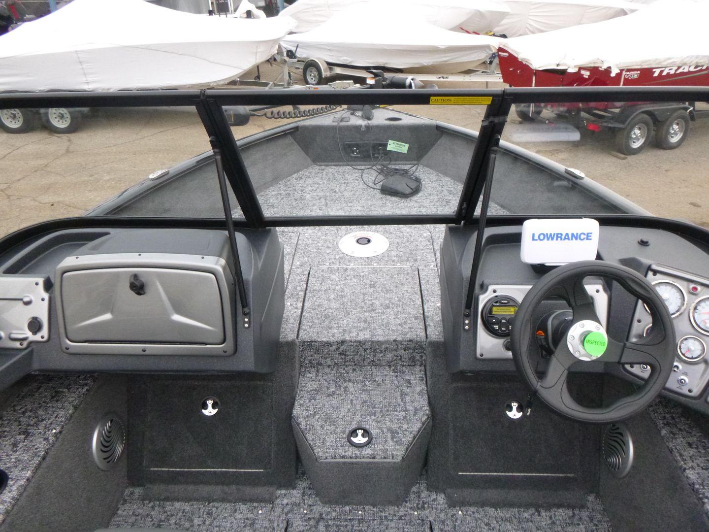 2025 Tracker Pro Guide V-175 WT Gallery