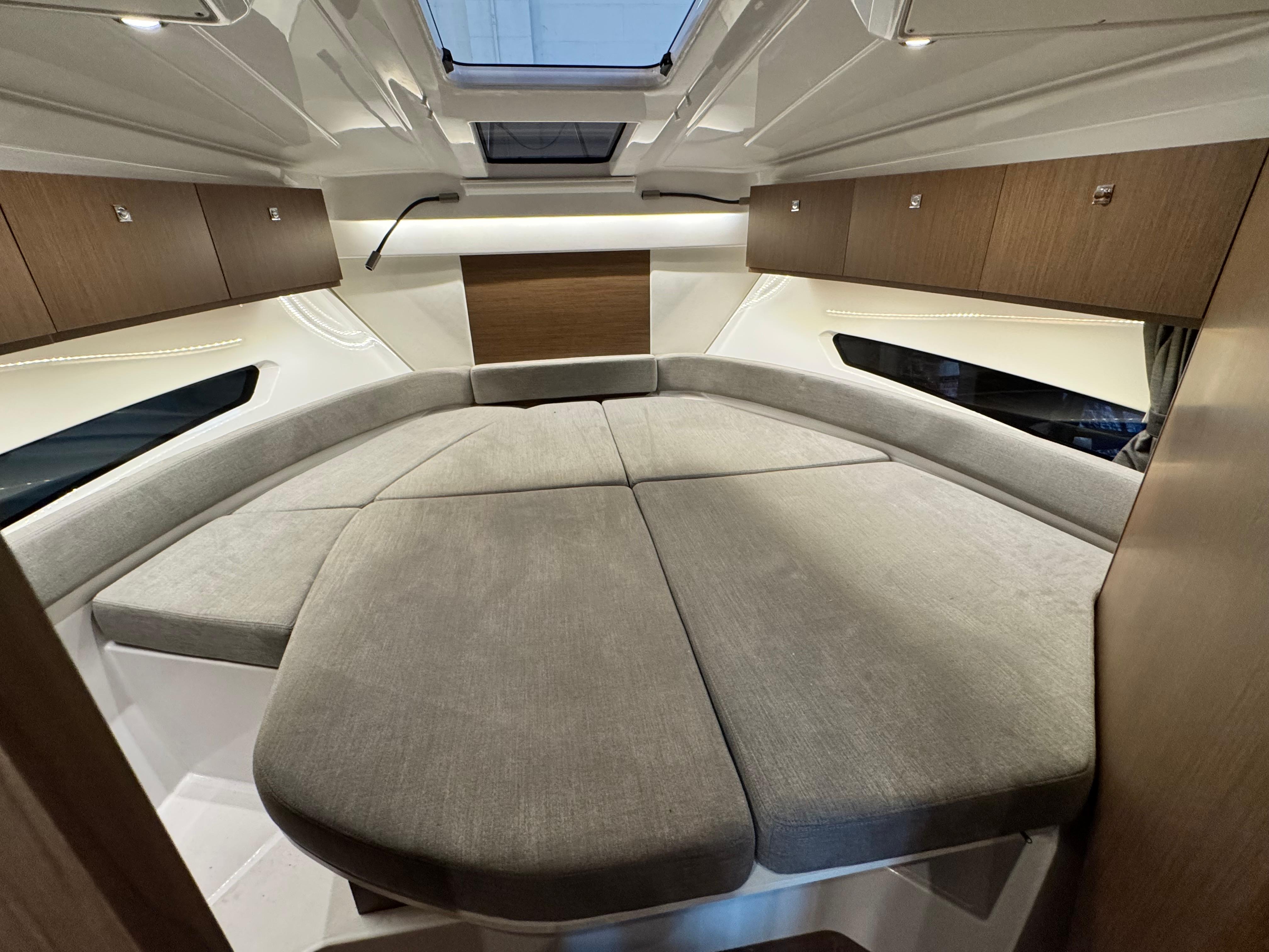 Yacht Photos Pics