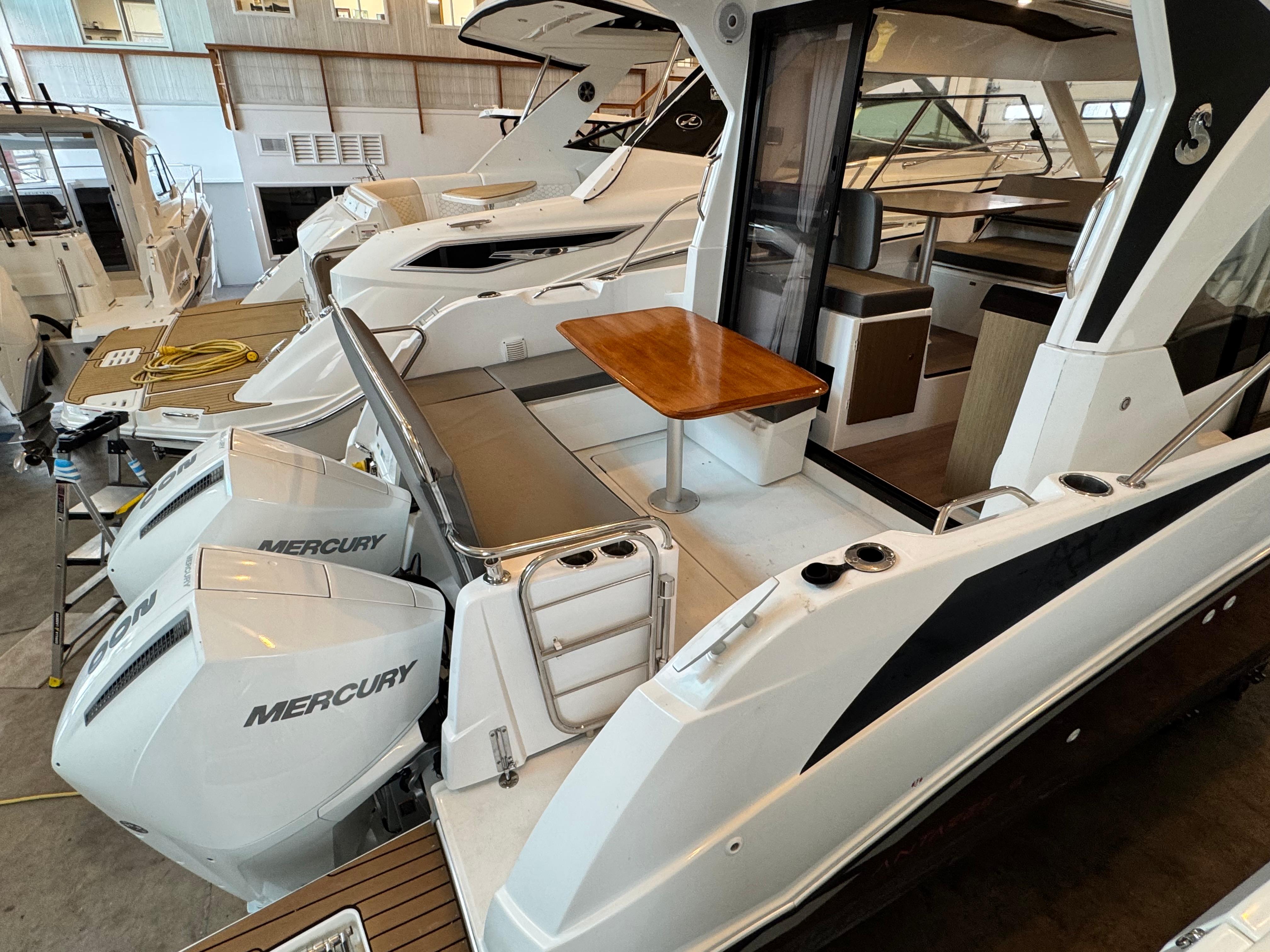Yacht Photos Pics