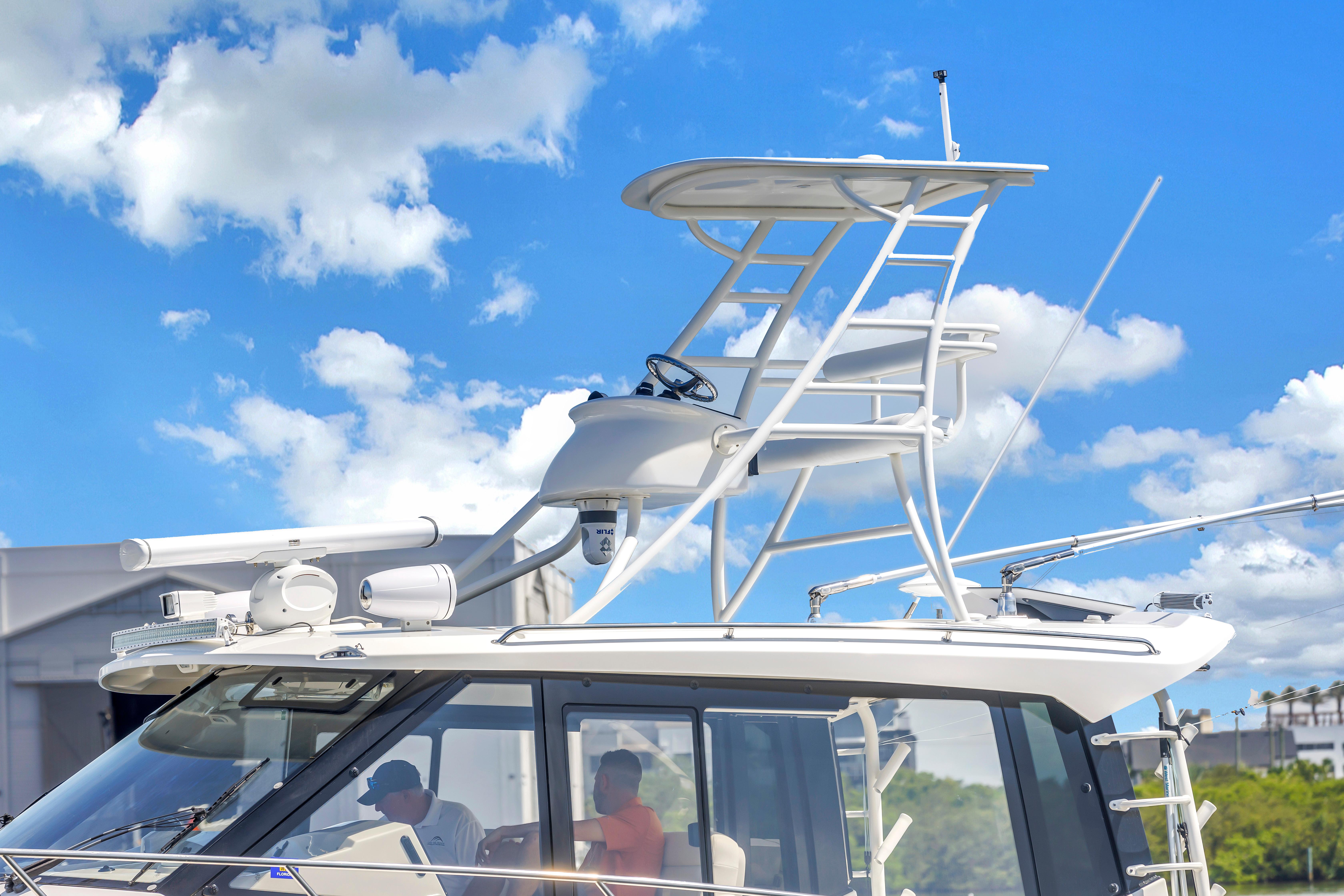 2023-boston-whaler-405-conquest-power-9848190-20250714073709439-1