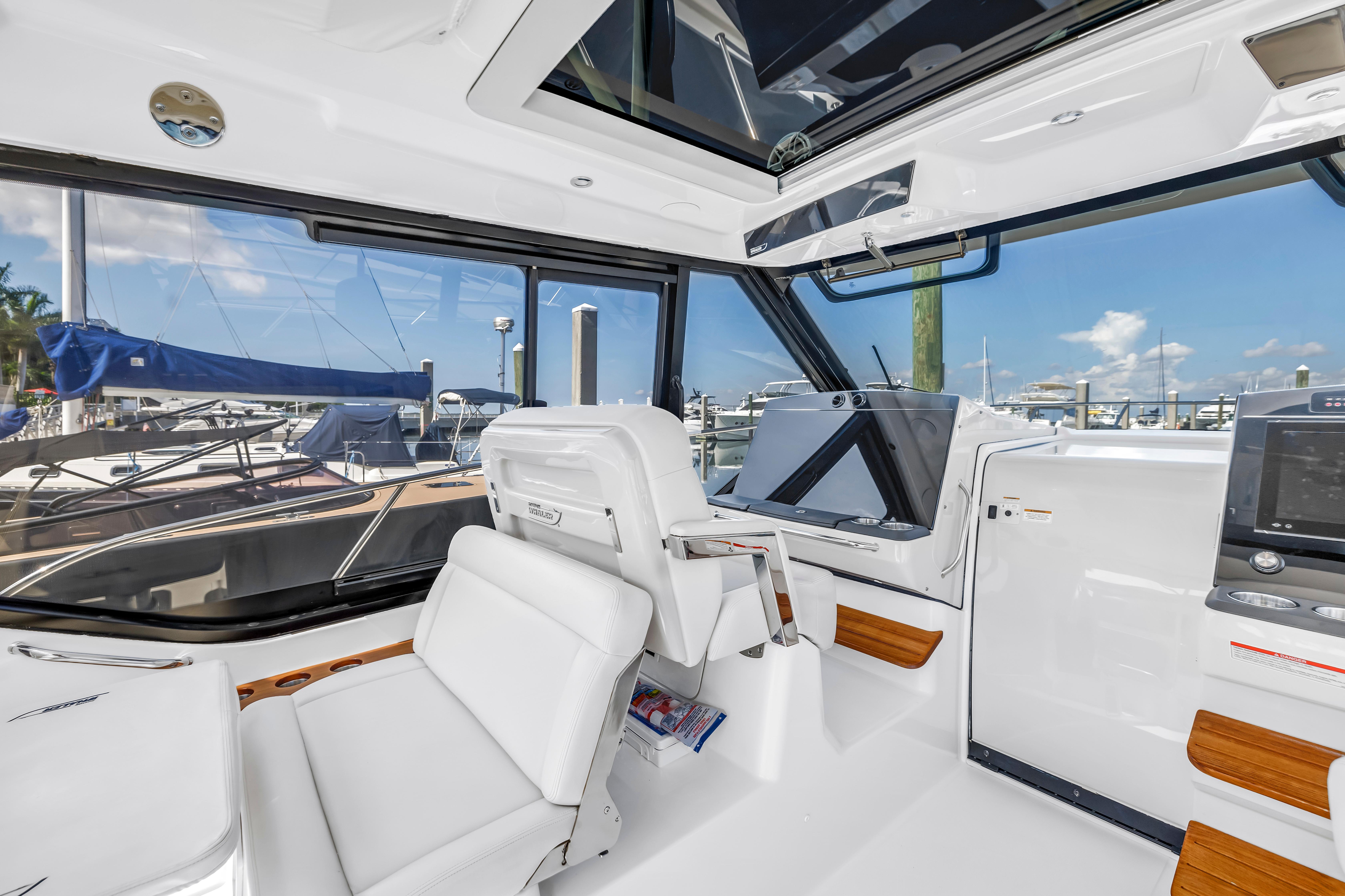 2023-boston-whaler-405-conquest-power-9848190-20250714075424358-1