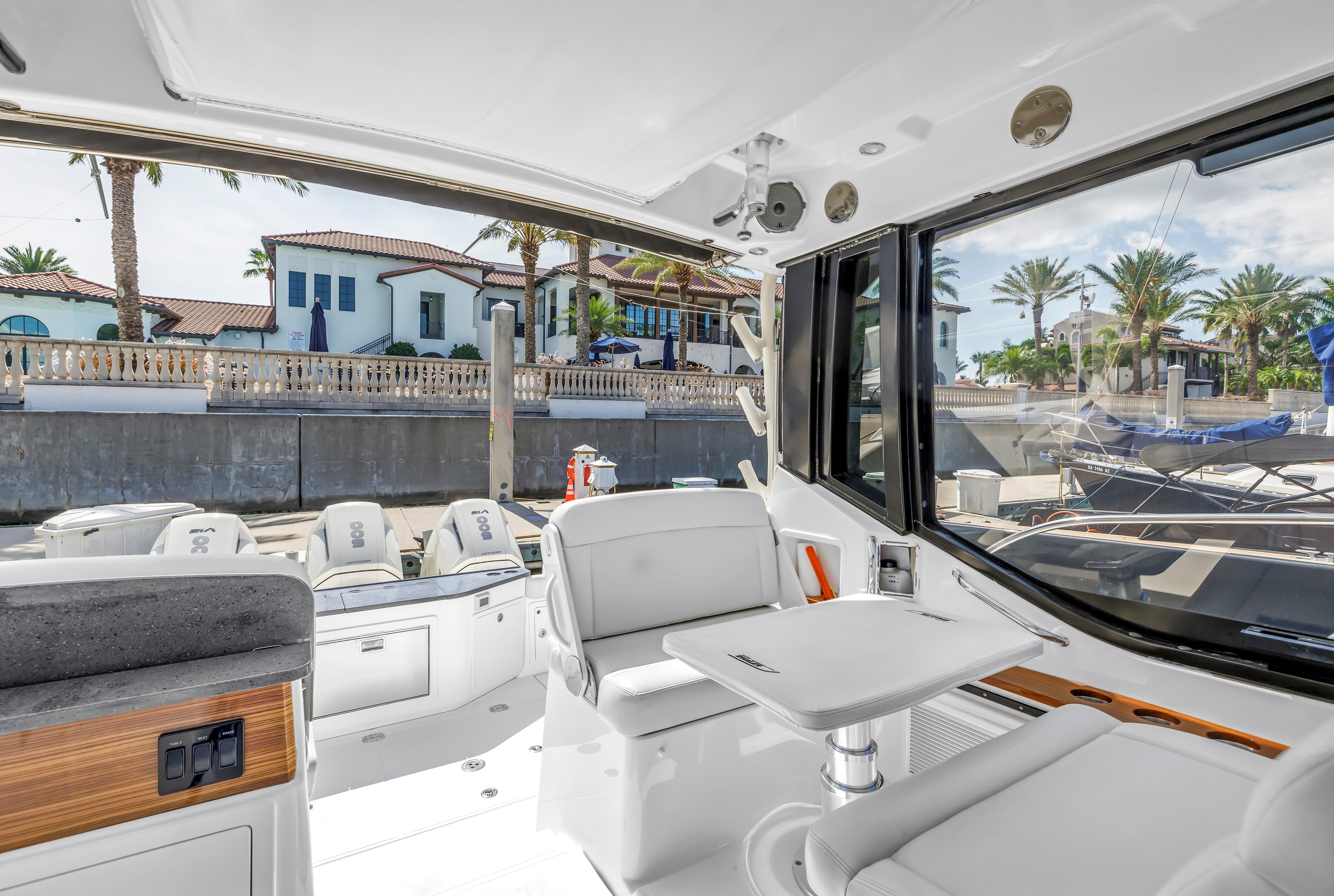 2023-boston-whaler-405-conquest-power-9848190-20250714075455605-1