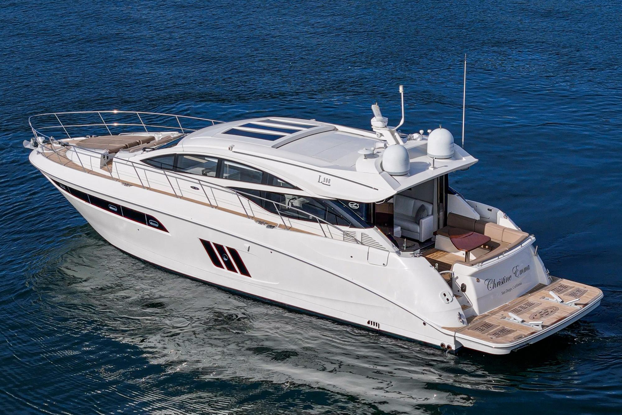 2016 Sea Ray L590 #TBJRP1402H inventory image at Sun Country Marine Group, San Diego Harbor Island