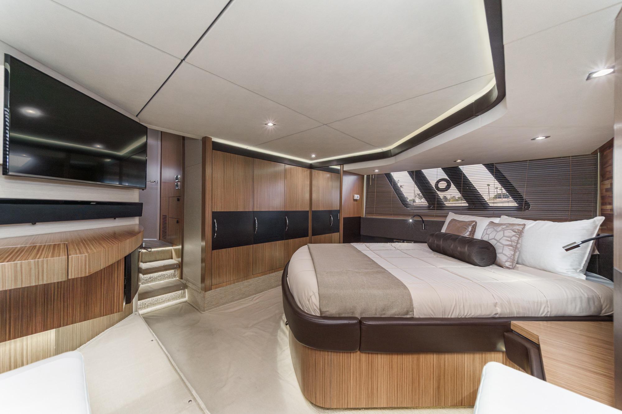 2016 Sea Ray L590 #TBJRP1402H inventory image at Sun Country Marine Group, San Diego Harbor Island