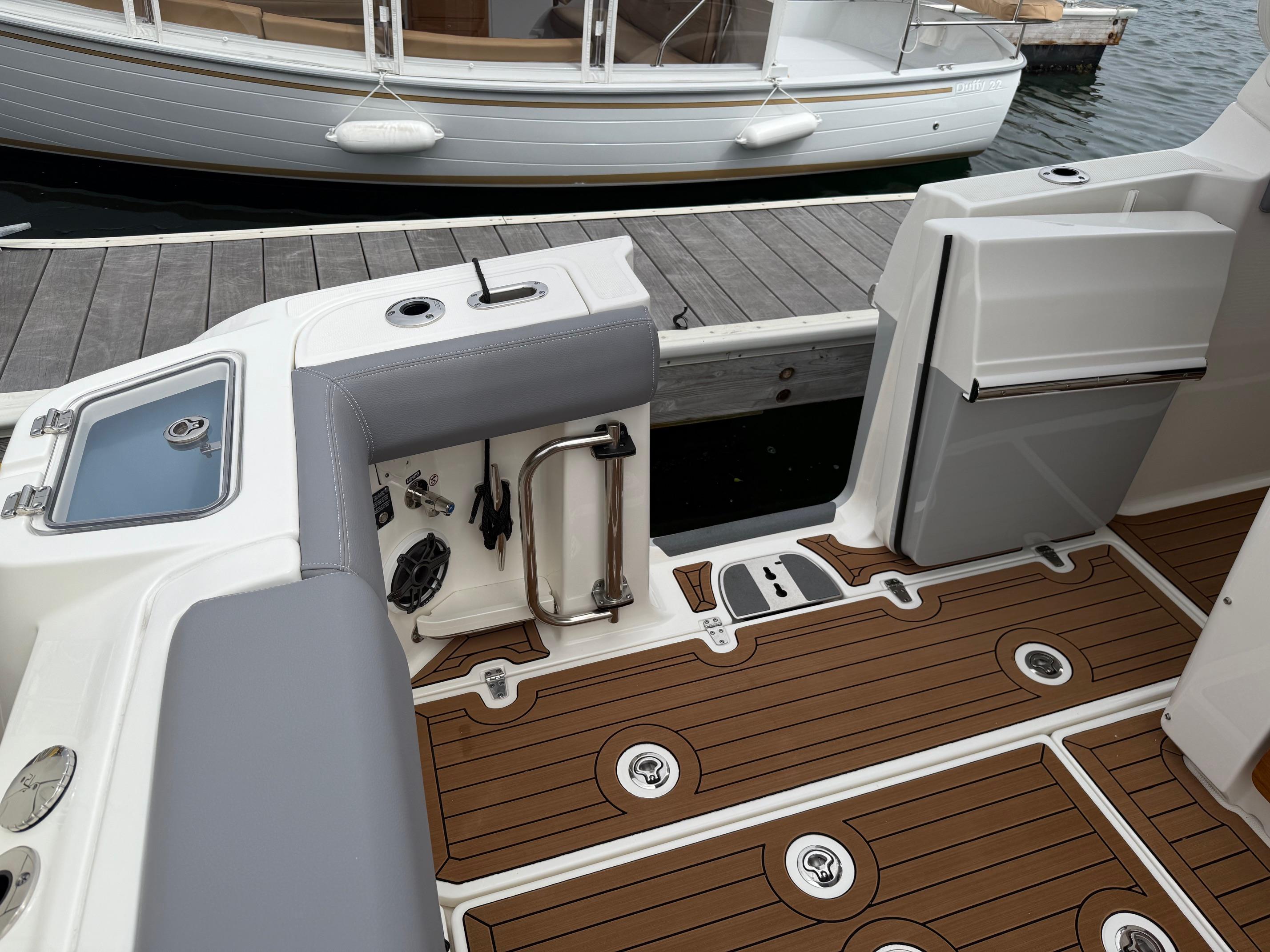 2024 Boston Whaler 350 Realm #TBBB0675KLLC inventory image at Sun Country Marine Group, Newport Beach 2024 Boston Whaler 350 Realm #TBBB0675KLLC inventory image at Sun Country Marine Group, Newport Beach