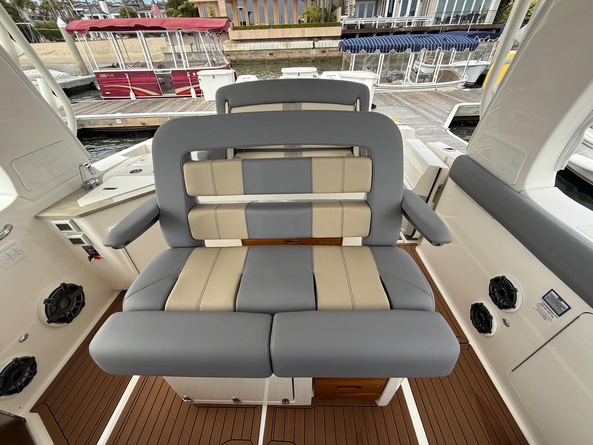 2024 Boston Whaler 350 Realm #TBBB0675KLLC inventory image at Sun Country Marine Group, Newport Beach 2024 Boston Whaler 350 Realm #TBBB0675KLLC inventory image at Sun Country Marine Group, Newport Beach