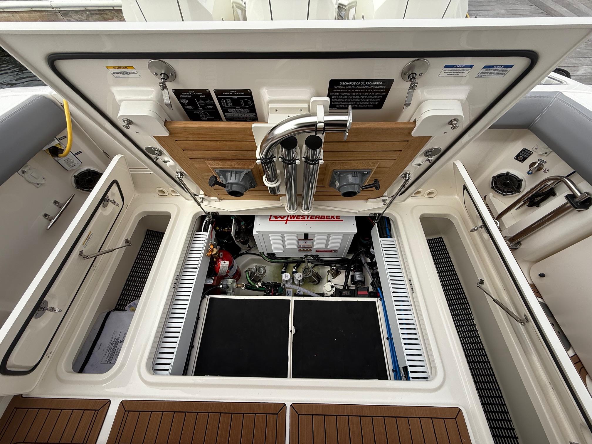 2024 Boston Whaler 350 Realm #TBBB0675KLLC inventory image at Sun Country Marine Group, Newport Beach 2024 Boston Whaler 350 Realm #TBBB0675KLLC inventory image at Sun Country Marine Group, Newport Beach