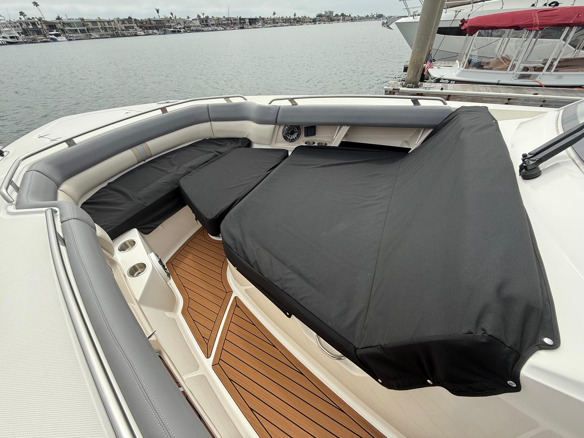 2024 Boston Whaler 350 Realm #TBBB0675KLLC inventory image at Sun Country Marine Group, Newport Beach 2024 Boston Whaler 350 Realm #TBBB0675KLLC inventory image at Sun Country Marine Group, Newport Beach