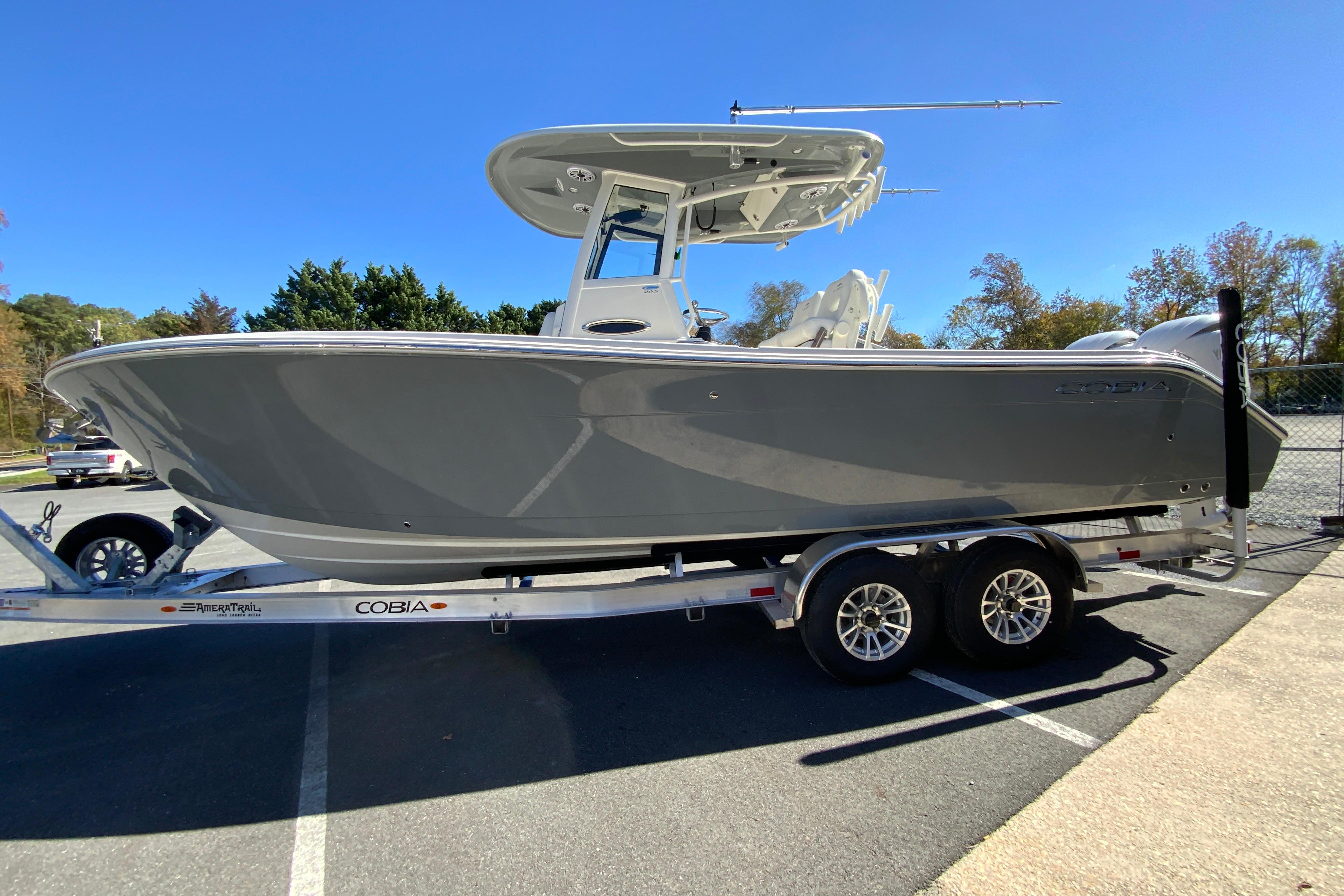 2026 Cobia 265 Center Console-6