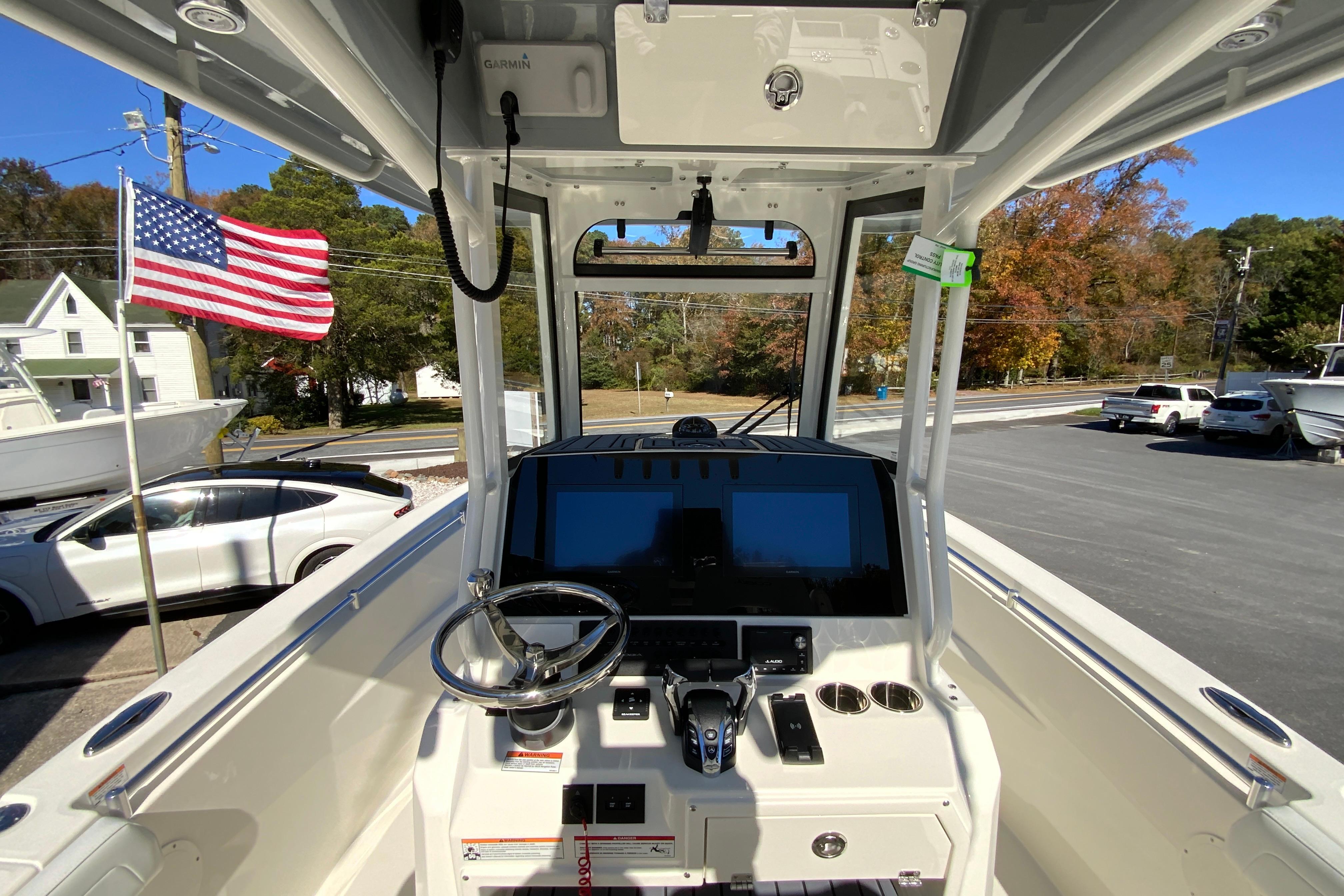2026 Cobia 265 Center Console-11