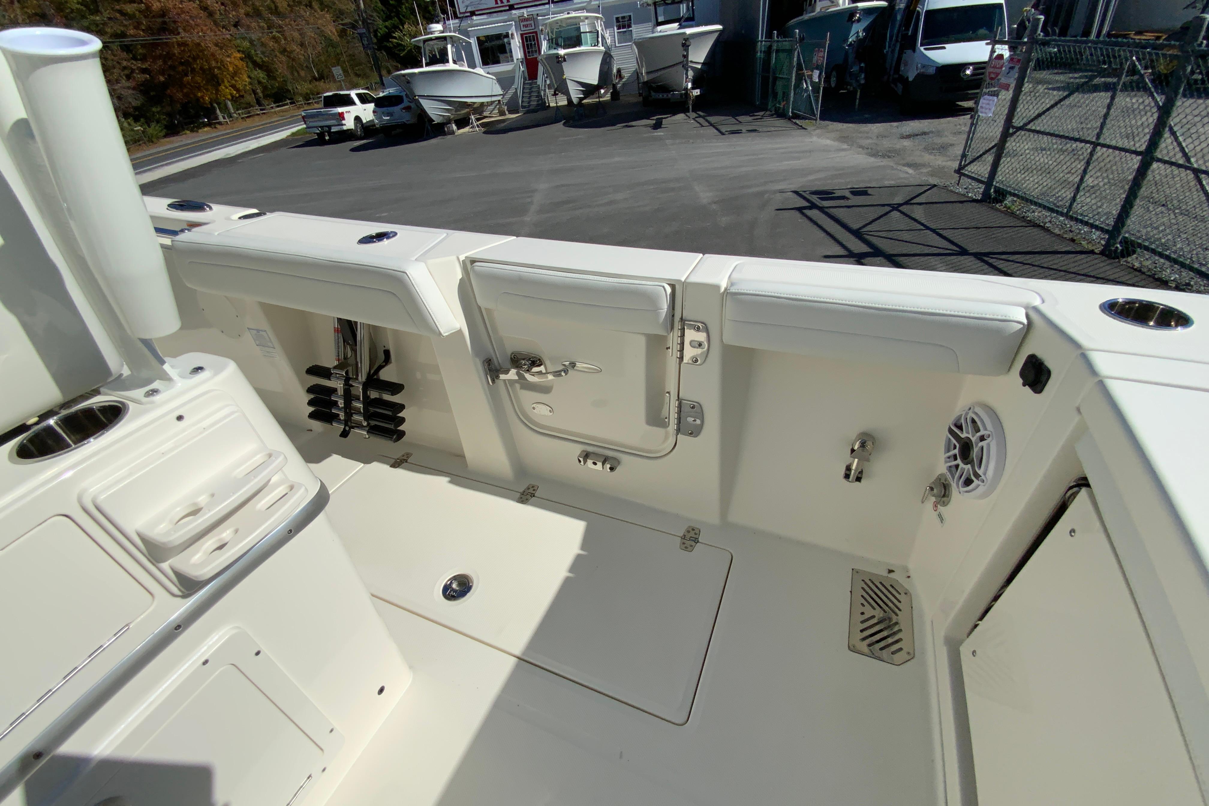 2026 Cobia 265 Center Console-25