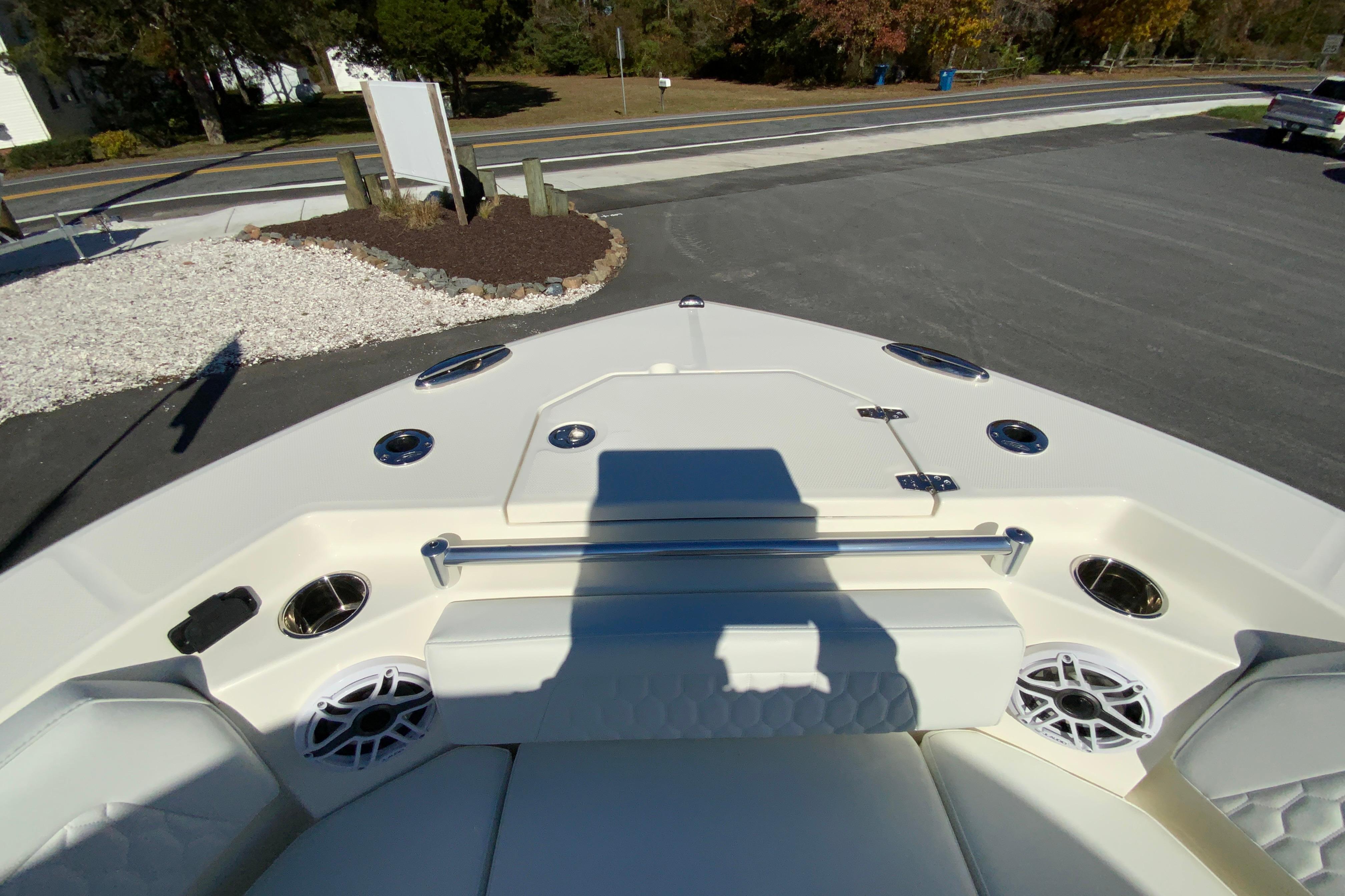 2026 Cobia 265 Center Console-31