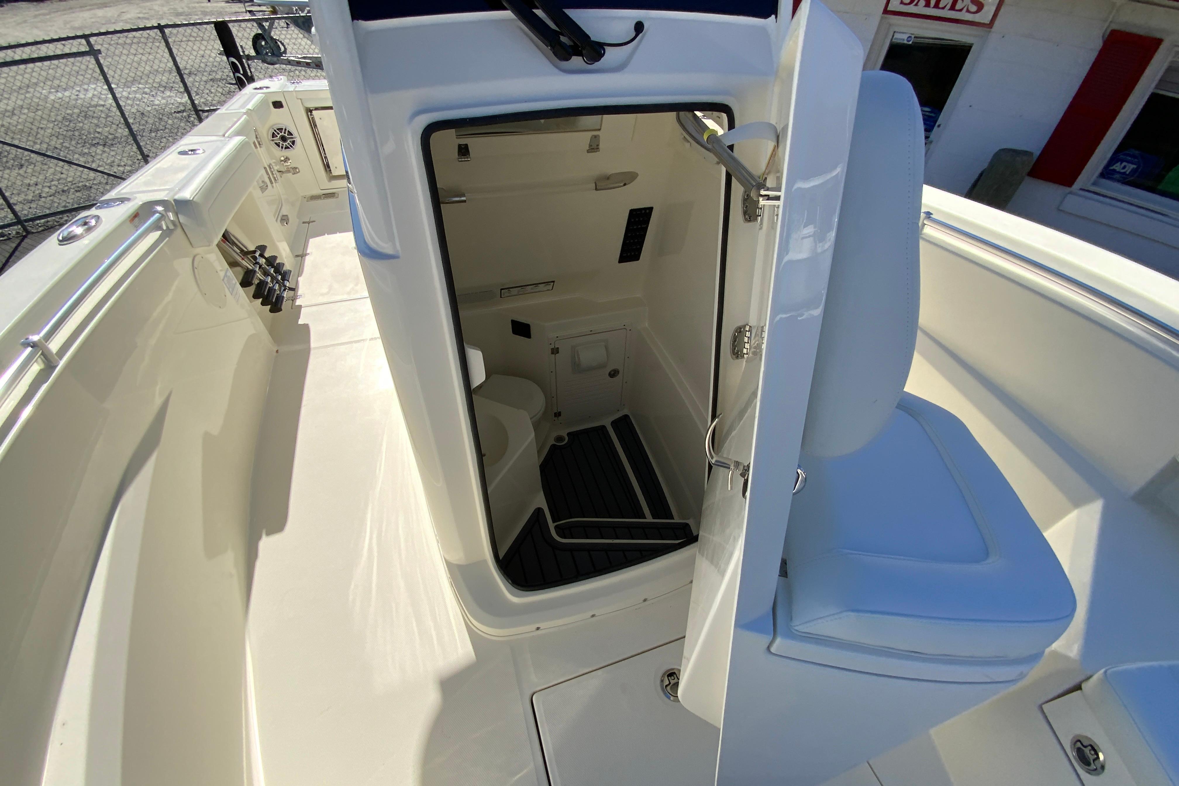 2026 Cobia 265 Center Console-36