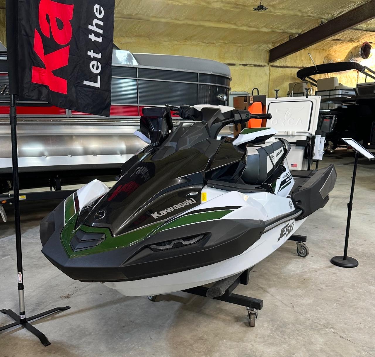 2025 Kawasaki Ultra 160 LXS Angler-5
