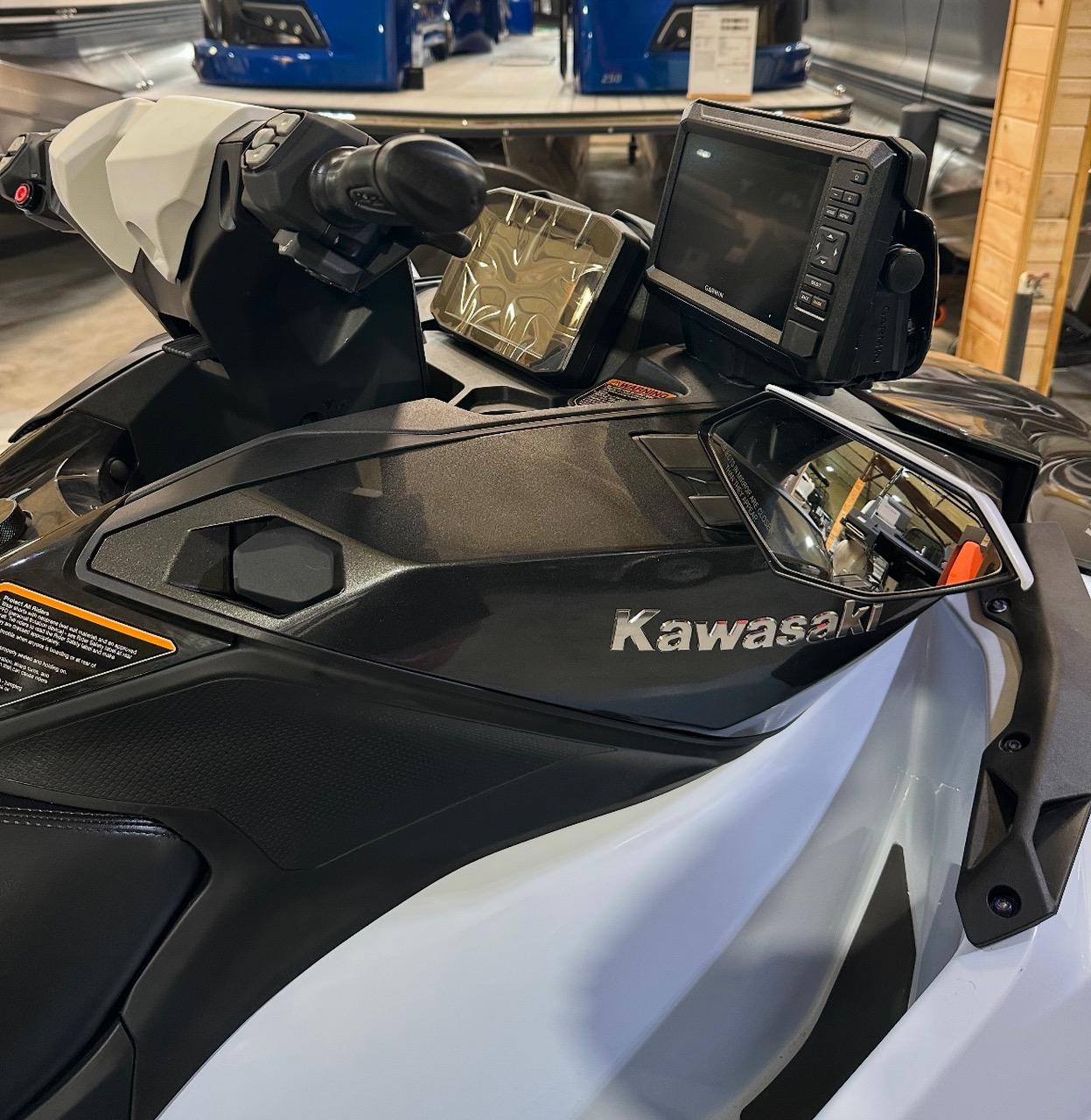 2025 Kawasaki Ultra 160 LXS Angler-6