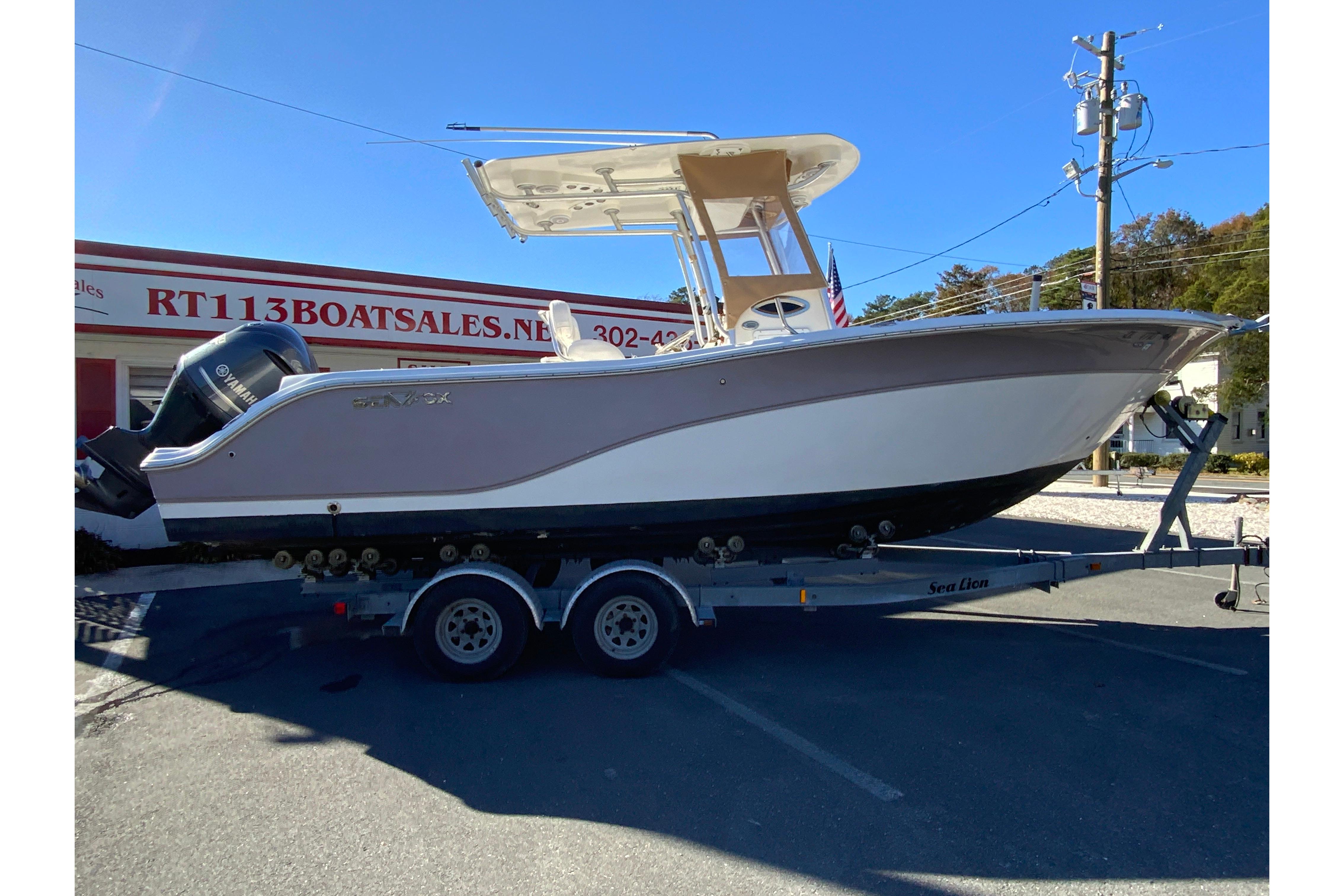 2011 Sea fox 256 Center Console-1