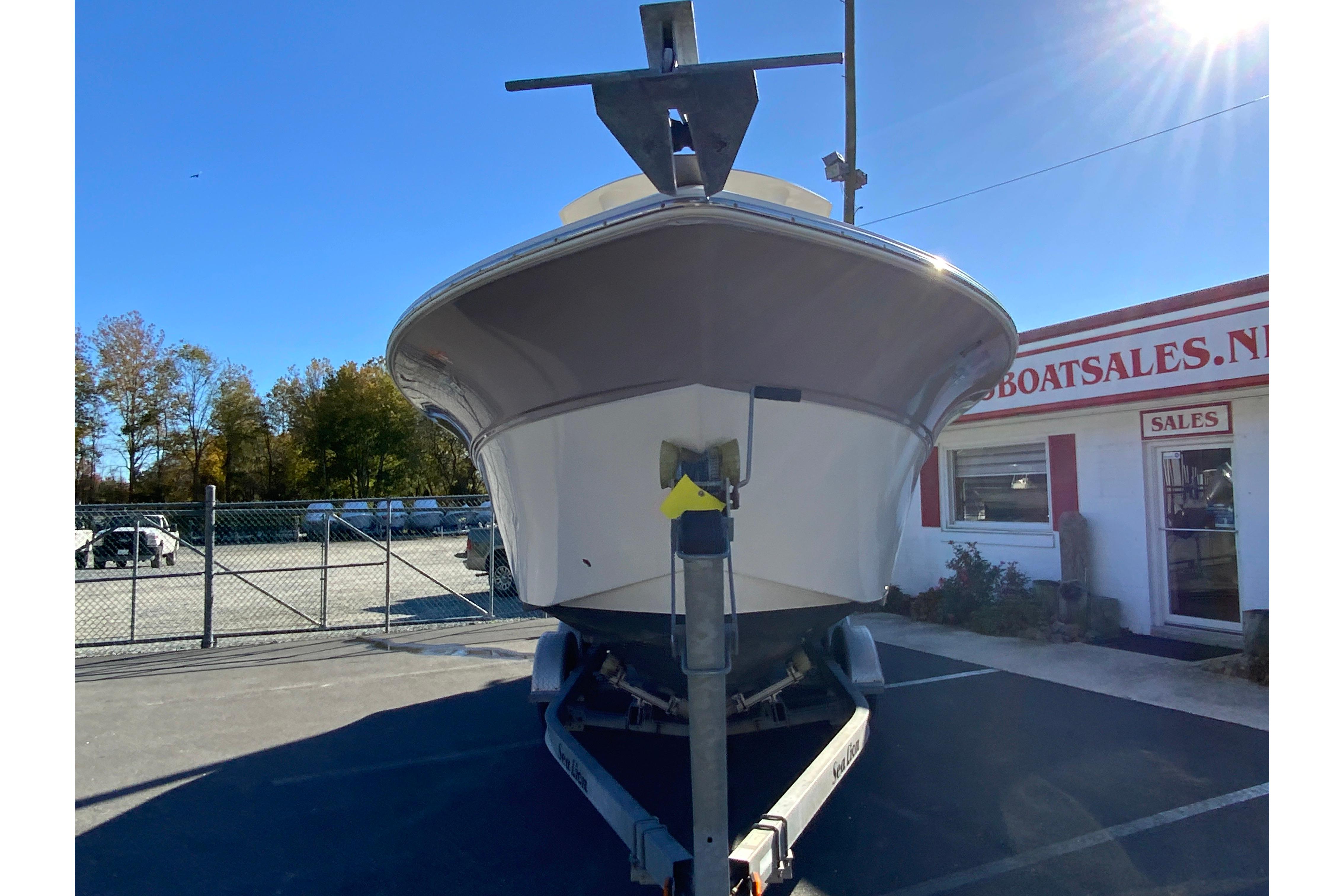 2011 Sea fox 256 Center Console-4