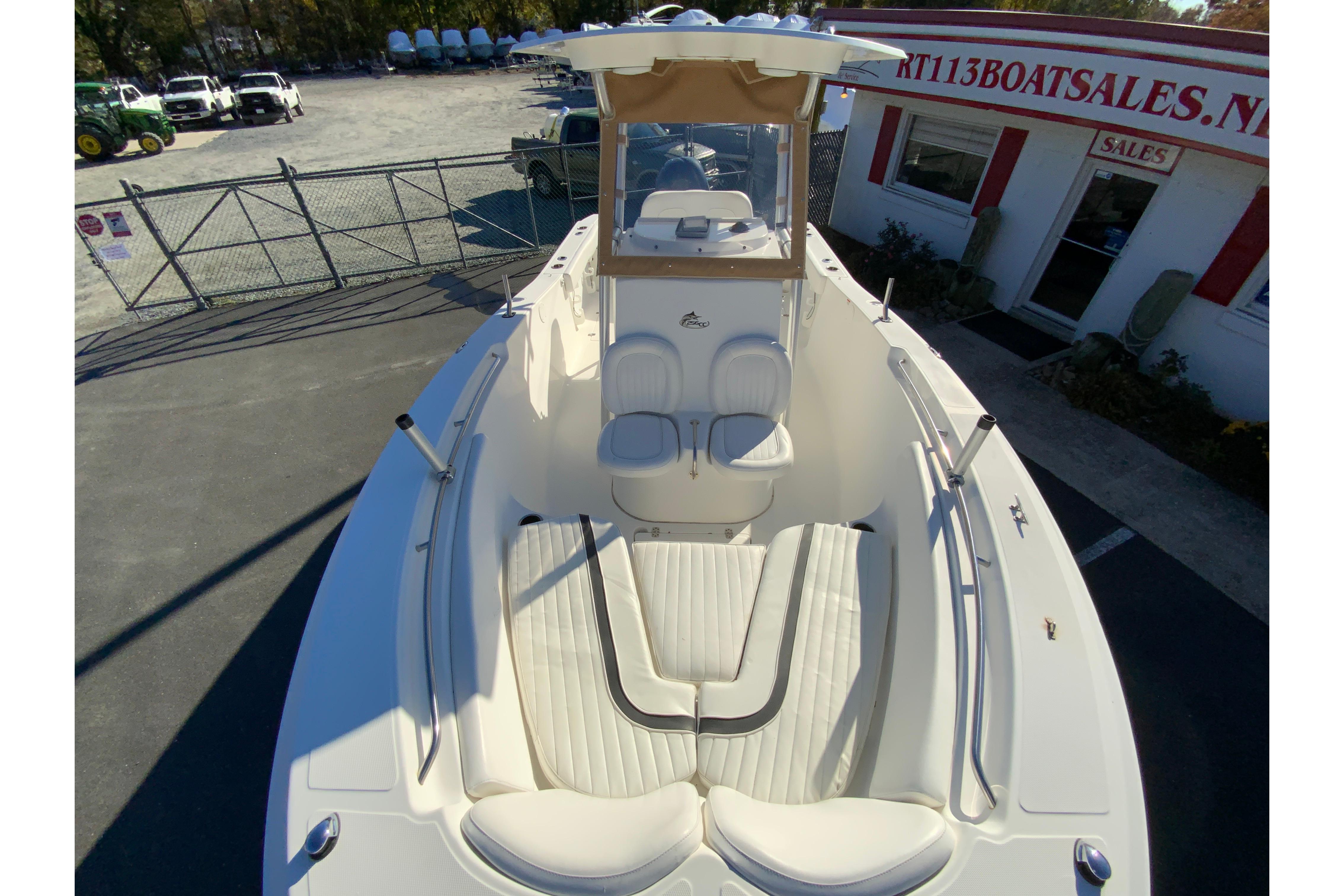 2011 Sea fox 256 Center Console-23