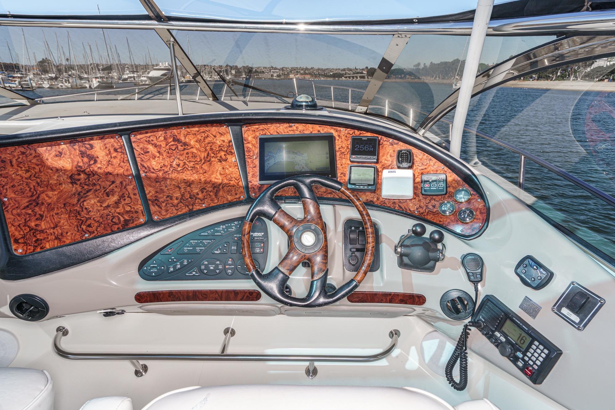 2004 Cruisers Yachts 540 Express #TBSS12A-LLC inventory image at Sun Country Marine Group, San Diego Harbor Island
