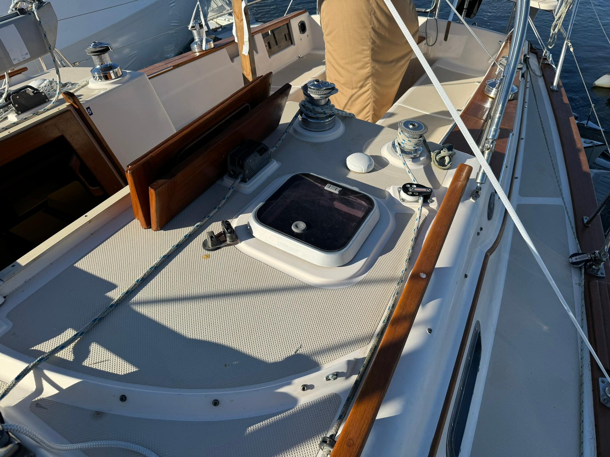 Newport RI Yacht Brokerage