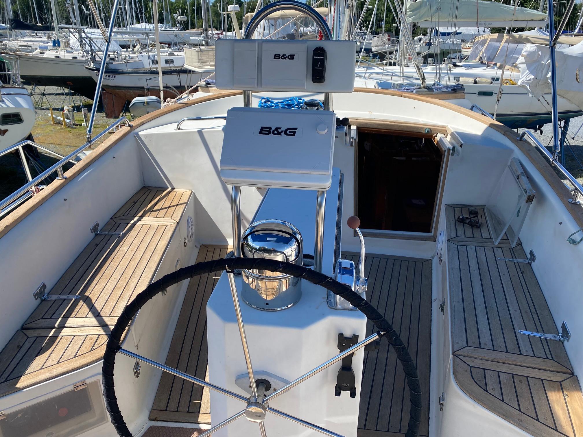 Merdeka Yacht Brokers Of Annapolis