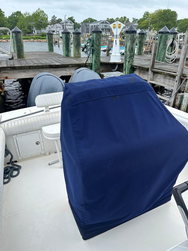 2005-regulator-26-forward-seating-power-9838217-20250613091521558-1_XLARGE