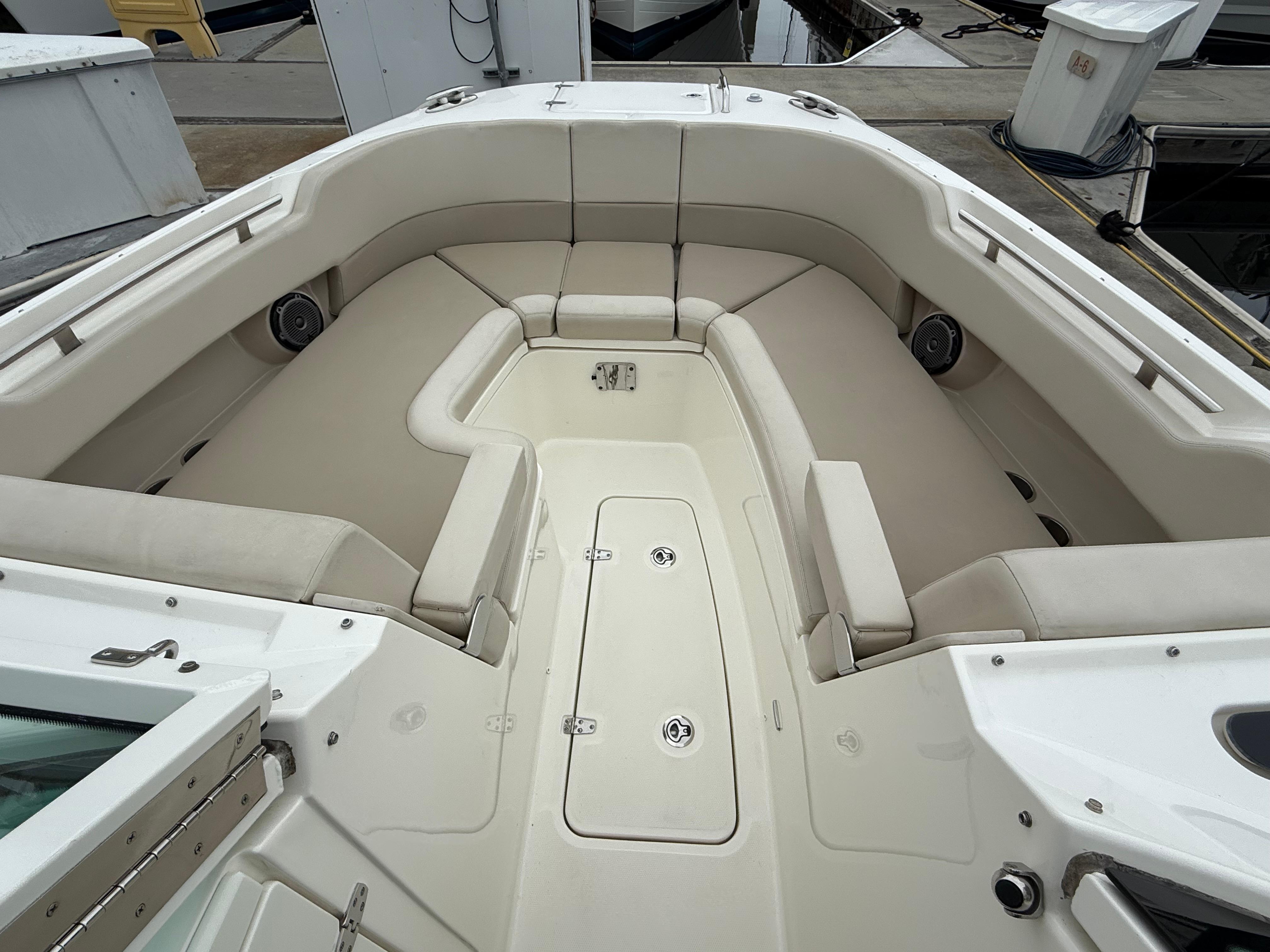 2017 Boston Whaler 320 Vantage #TBRL0331 inventory image at Sun Country Marine Group, Newport Beach 2017 Boston Whaler 320 Vantage #TBRL0331 inventory image at Sun Country Marine Group, Newport Beach