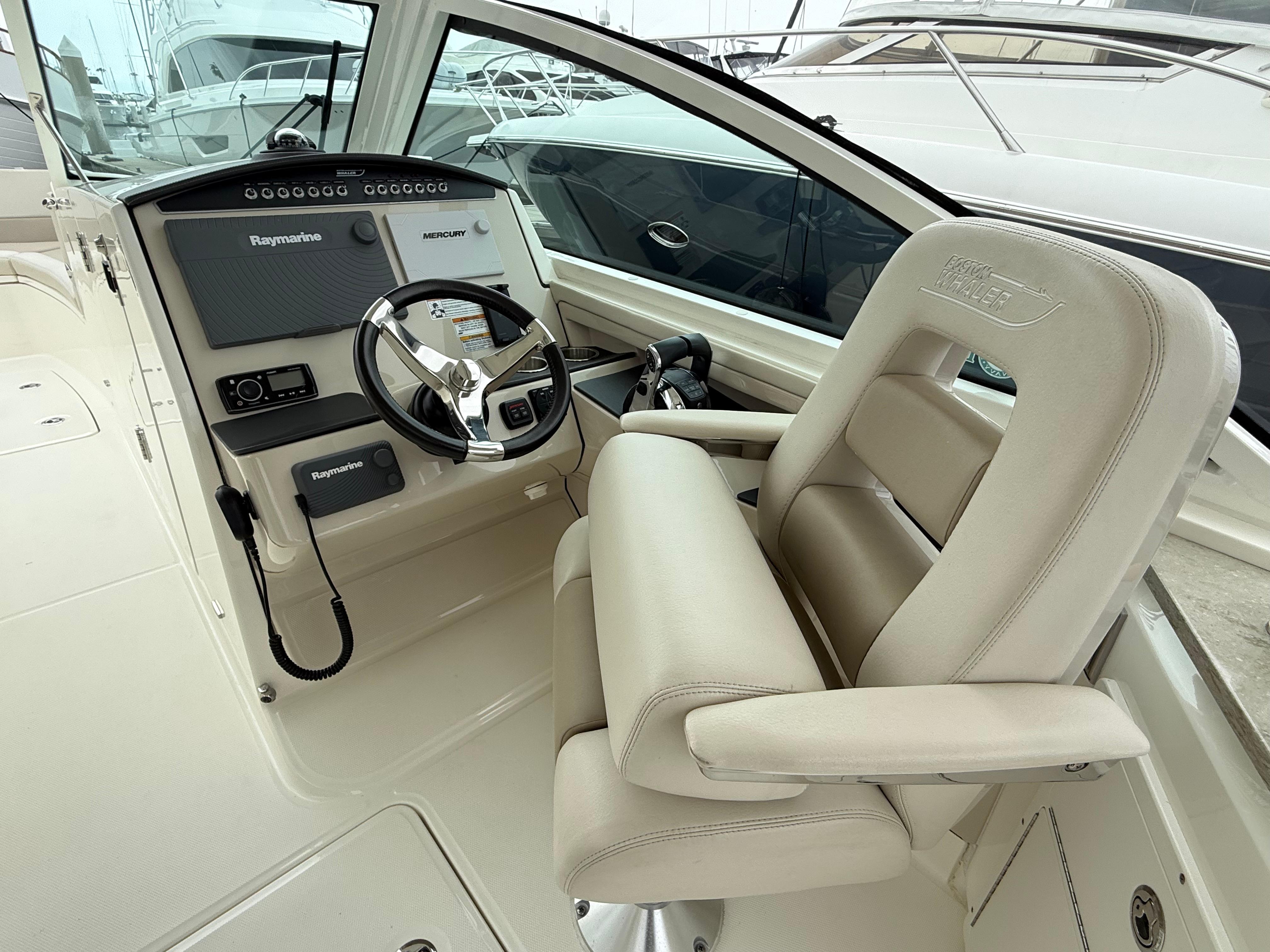 2017 Boston Whaler 320 Vantage #TBRL0331 inventory image at Sun Country Marine Group, Newport Beach 2017 Boston Whaler 320 Vantage #TBRL0331 inventory image at Sun Country Marine Group, Newport Beach
