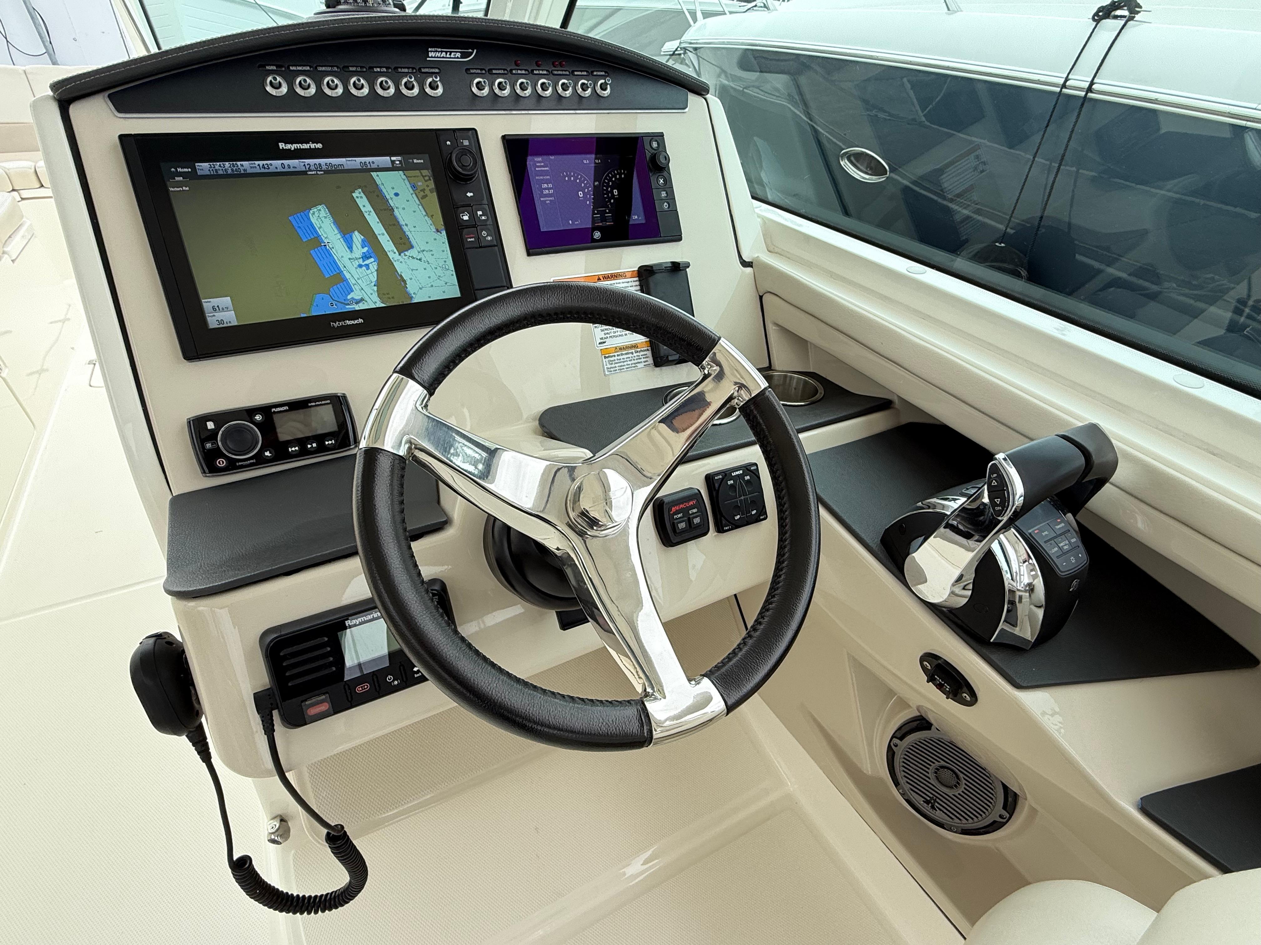 2017 Boston Whaler 320 Vantage #TBRL0331 inventory image at Sun Country Marine Group, Newport Beach 2017 Boston Whaler 320 Vantage #TBRL0331 inventory image at Sun Country Marine Group, Newport Beach