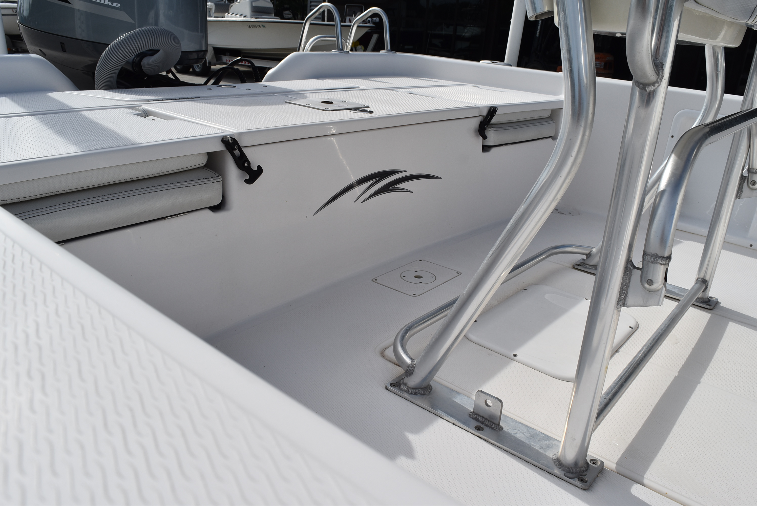2015 Blue Wave boat for sale, model of the boat is 2200 & Image # 2 of 8