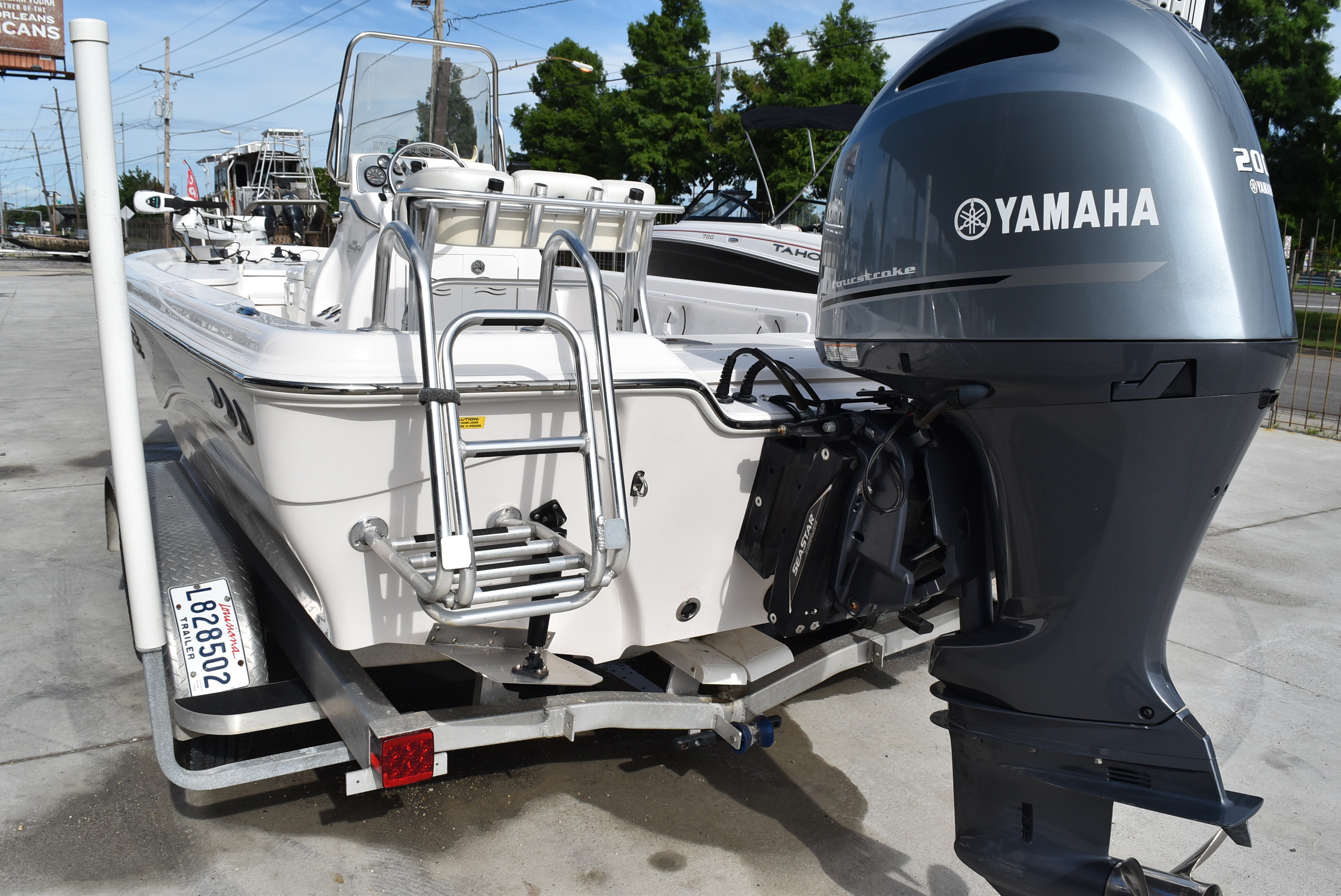 2015 Blue Wave boat for sale, model of the boat is 2200 & Image # 4 of 8