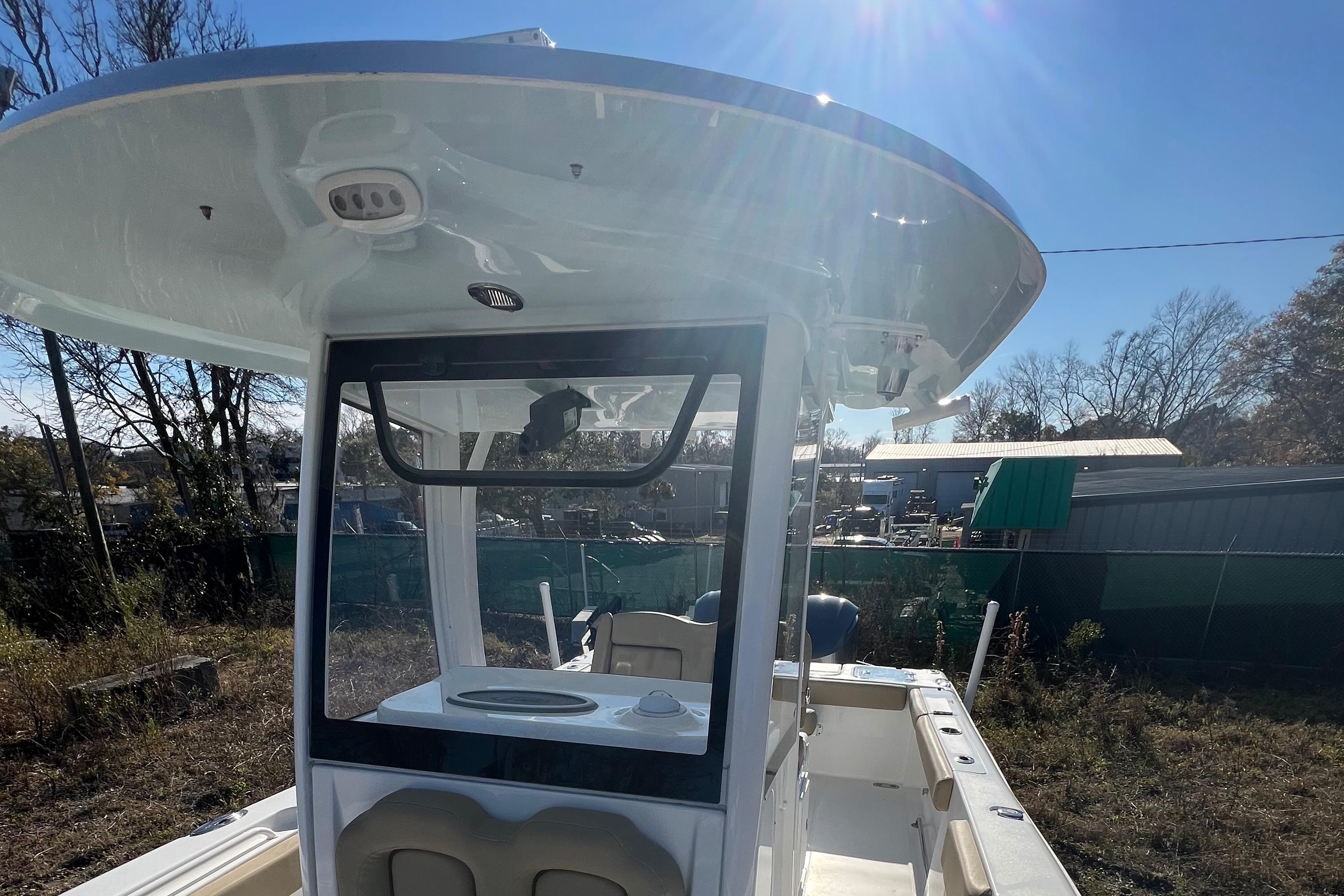 2018 Sea Hunt Gamefish 27