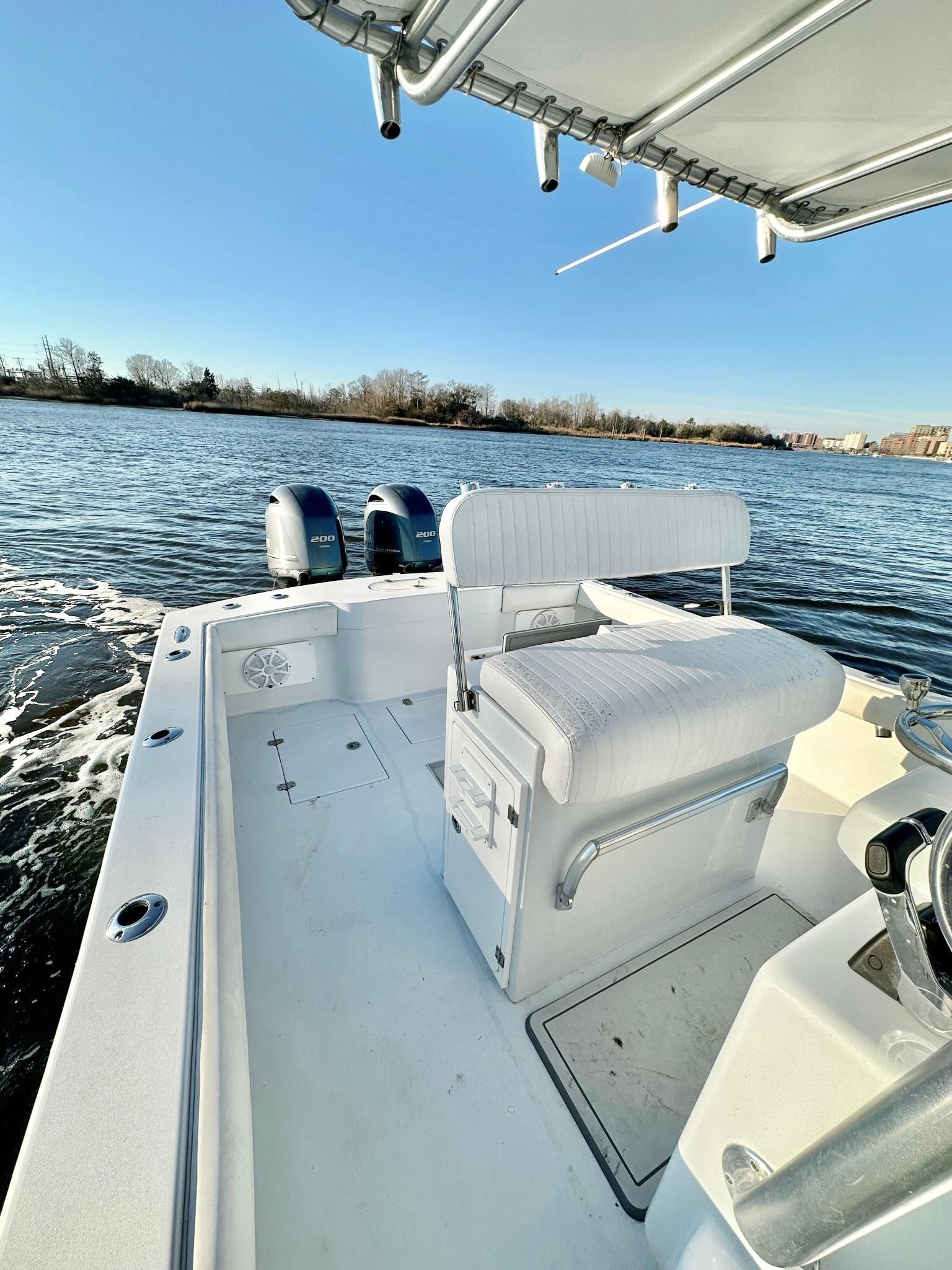 2014 Conch 27 - Image 18