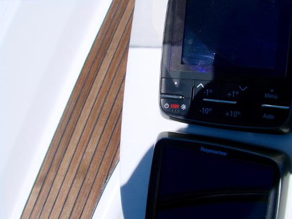 Beneteau 331 2001 with Raymarine instruments and wood paneling.