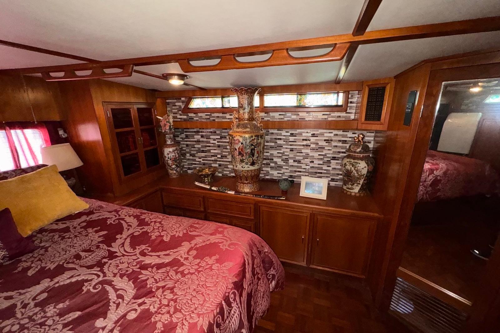 F 4935 BB Knot 10 Yacht Sales F 4935 BB Knot 10 Yacht Sales