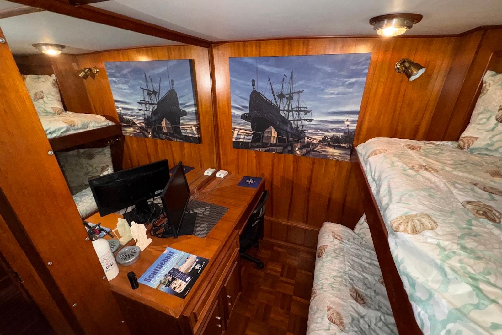 F 4935 BB Knot 10 Yacht Sales F 4935 BB Knot 10 Yacht Sales