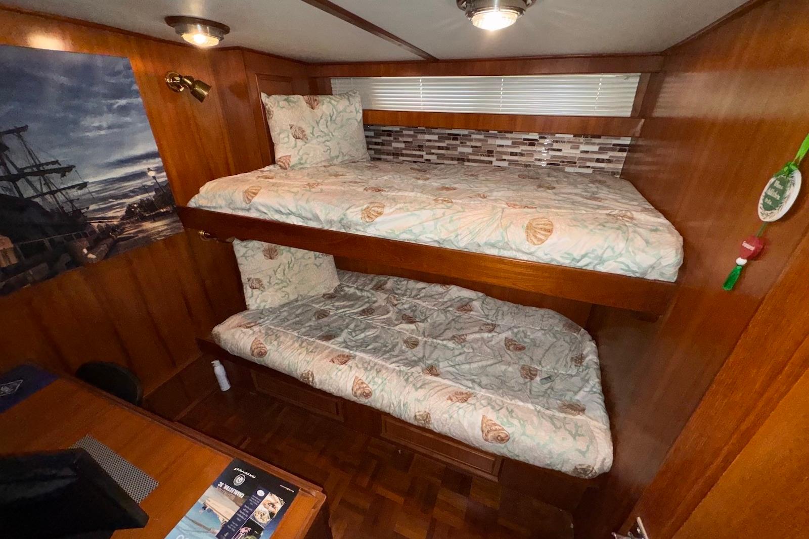 F 4935 BB Knot 10 Yacht Sales F 4935 BB Knot 10 Yacht Sales