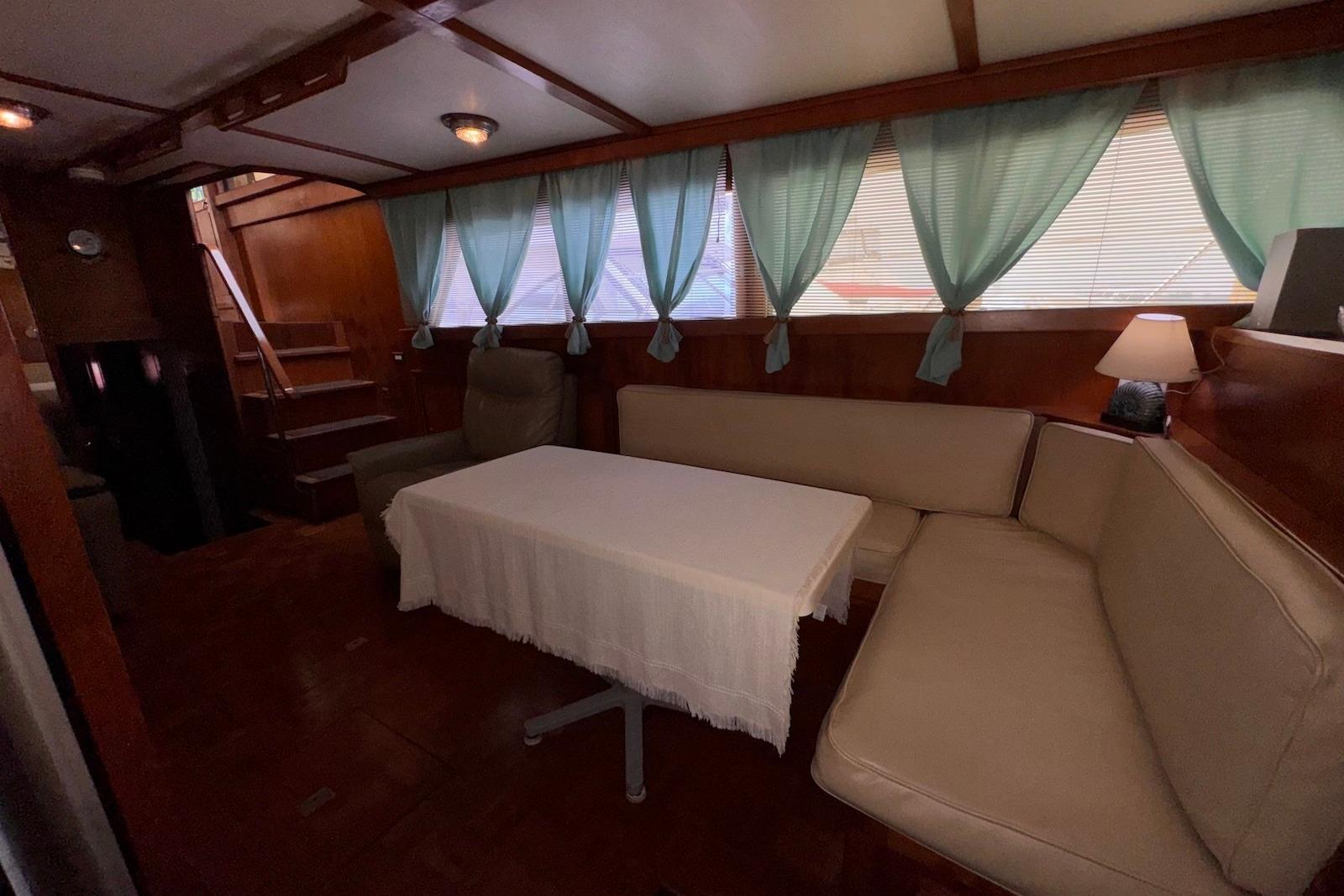 F 4935 BB Knot 10 Yacht Sales F 4935 BB Knot 10 Yacht Sales