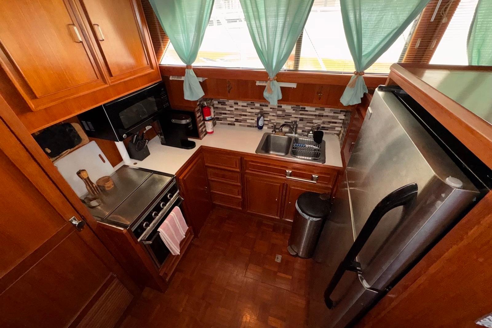 F 4935 BB Knot 10 Yacht Sales F 4935 BB Knot 10 Yacht Sales