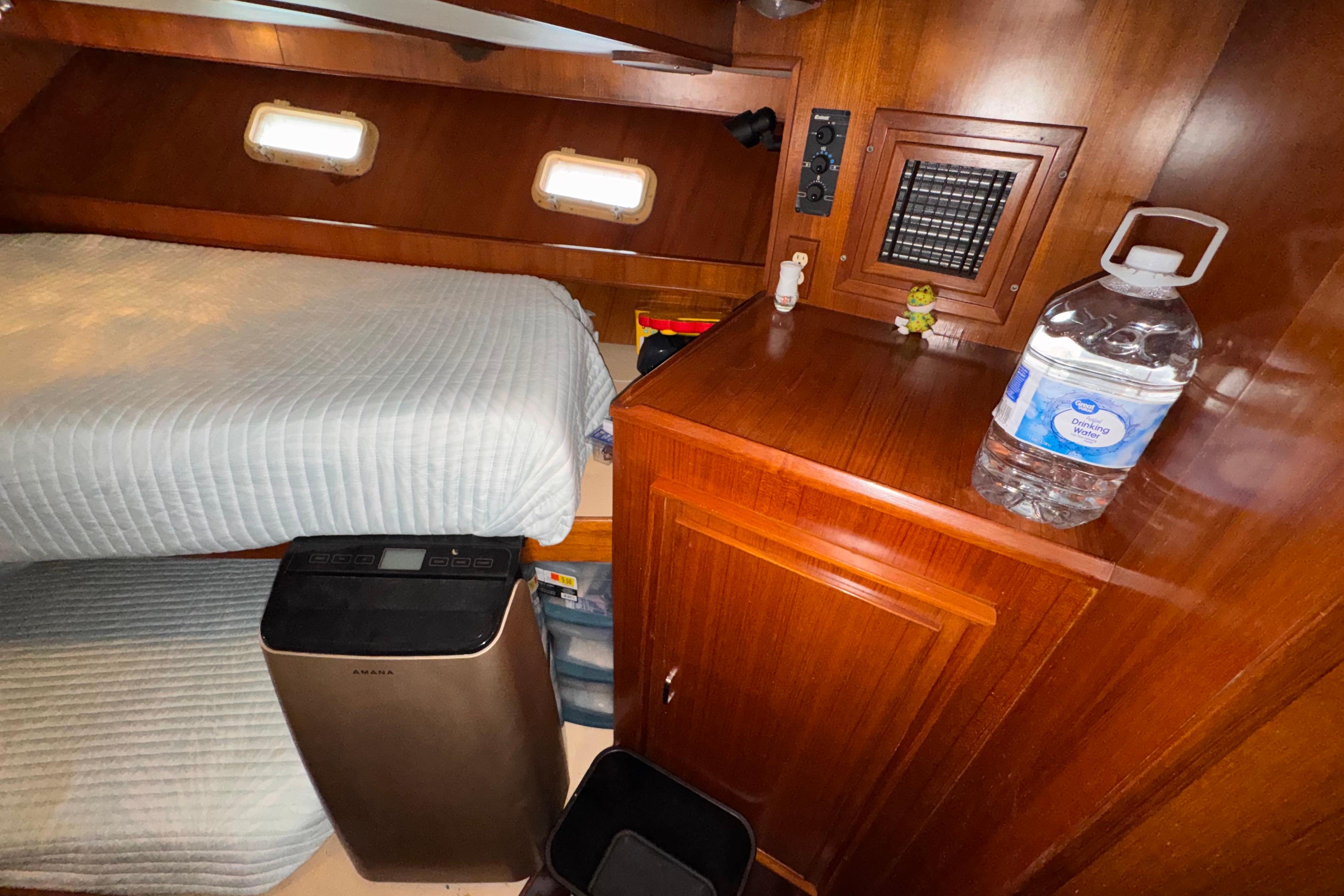 F 4935 BB Knot 10 Yacht Sales F 4935 BB Knot 10 Yacht Sales