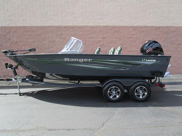 2021 Ranger Boats boat for sale, model of the boat is 1888 WALK THRU & Image # 1 of 32