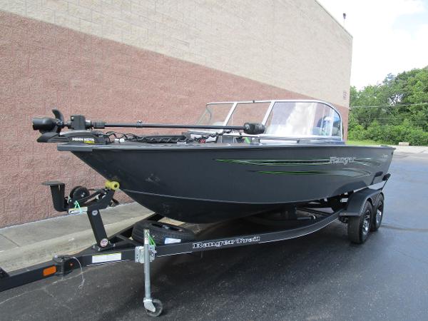 2021 Ranger Boats boat for sale, model of the boat is 1888 WALK THRU & Image # 3 of 32