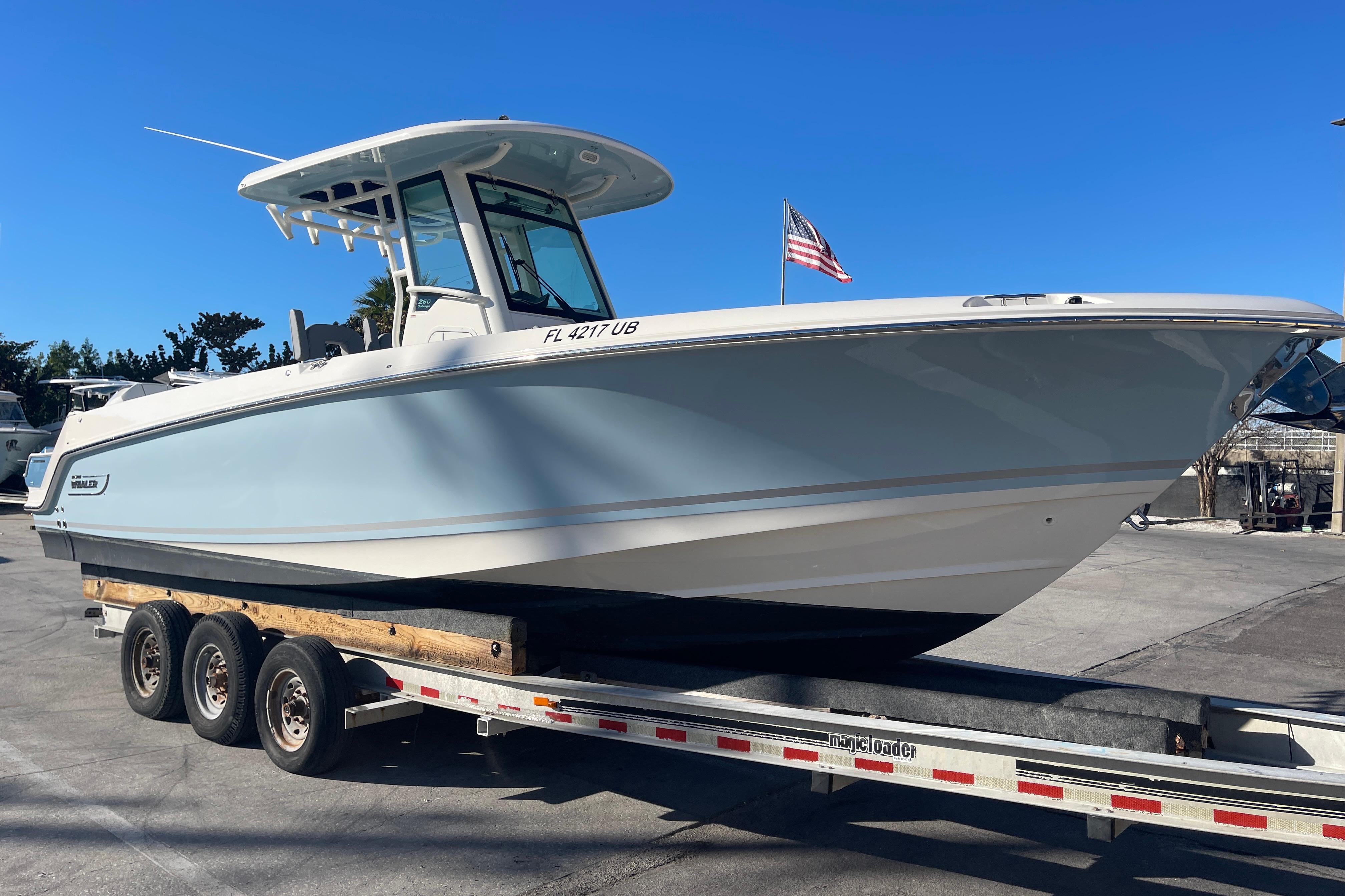 2025 Boston whaler 280 Outrage
